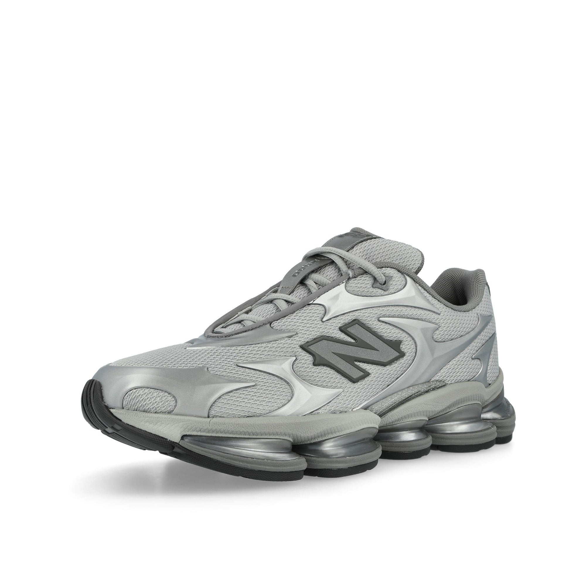 New Balance U20005UW  Silver Metallic / Silver Metallic Low Top Sneakers U20005UW  Close-up | Overkill
