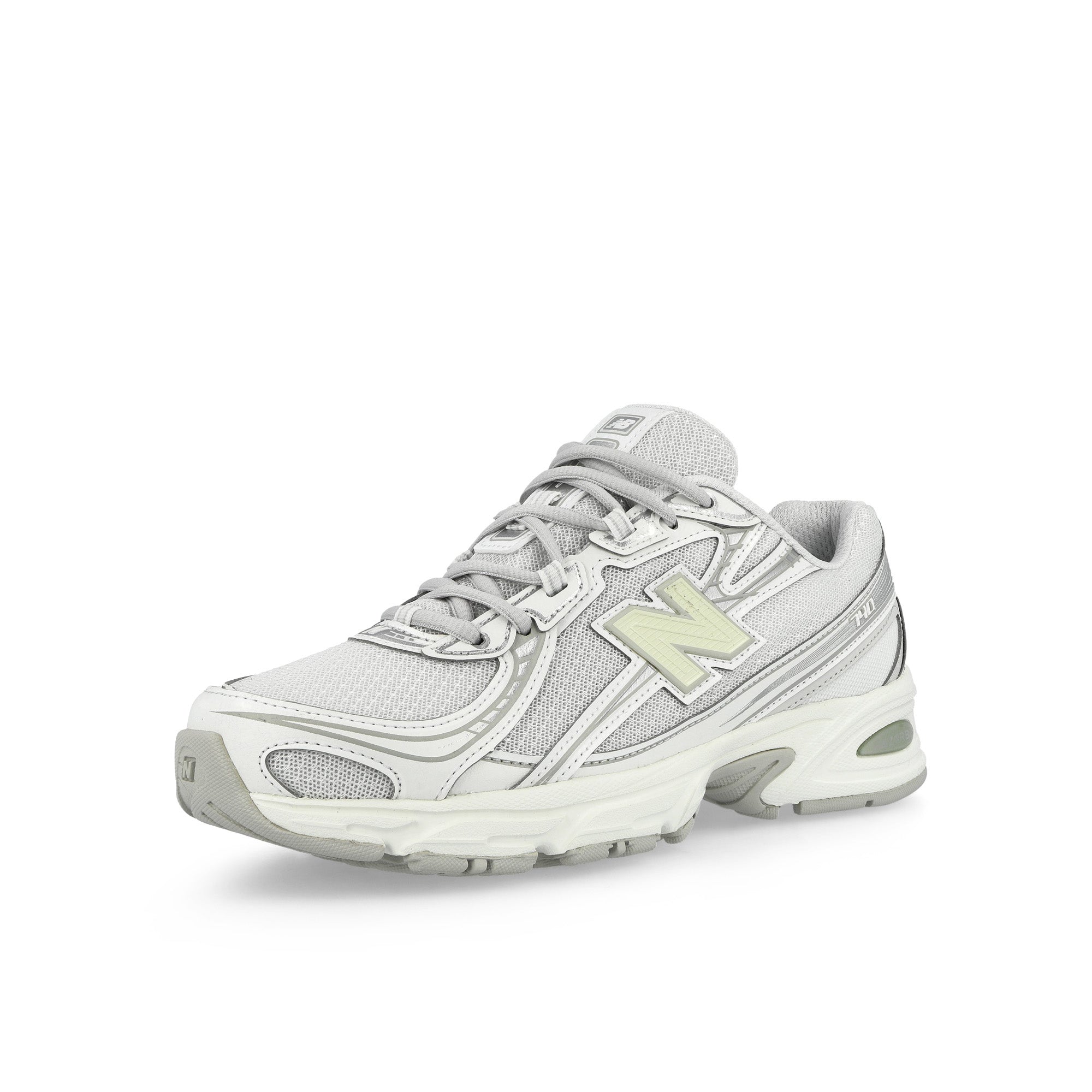 New Balance U7408LZ White / Silver Metallic Sneaker U7408LZ Close-up | Overkill
