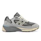 New Balance U990GR7 Kool Gray / Calcium / Light Arctic Grey Sneaker U990GR7 Silhouette | Overkill
