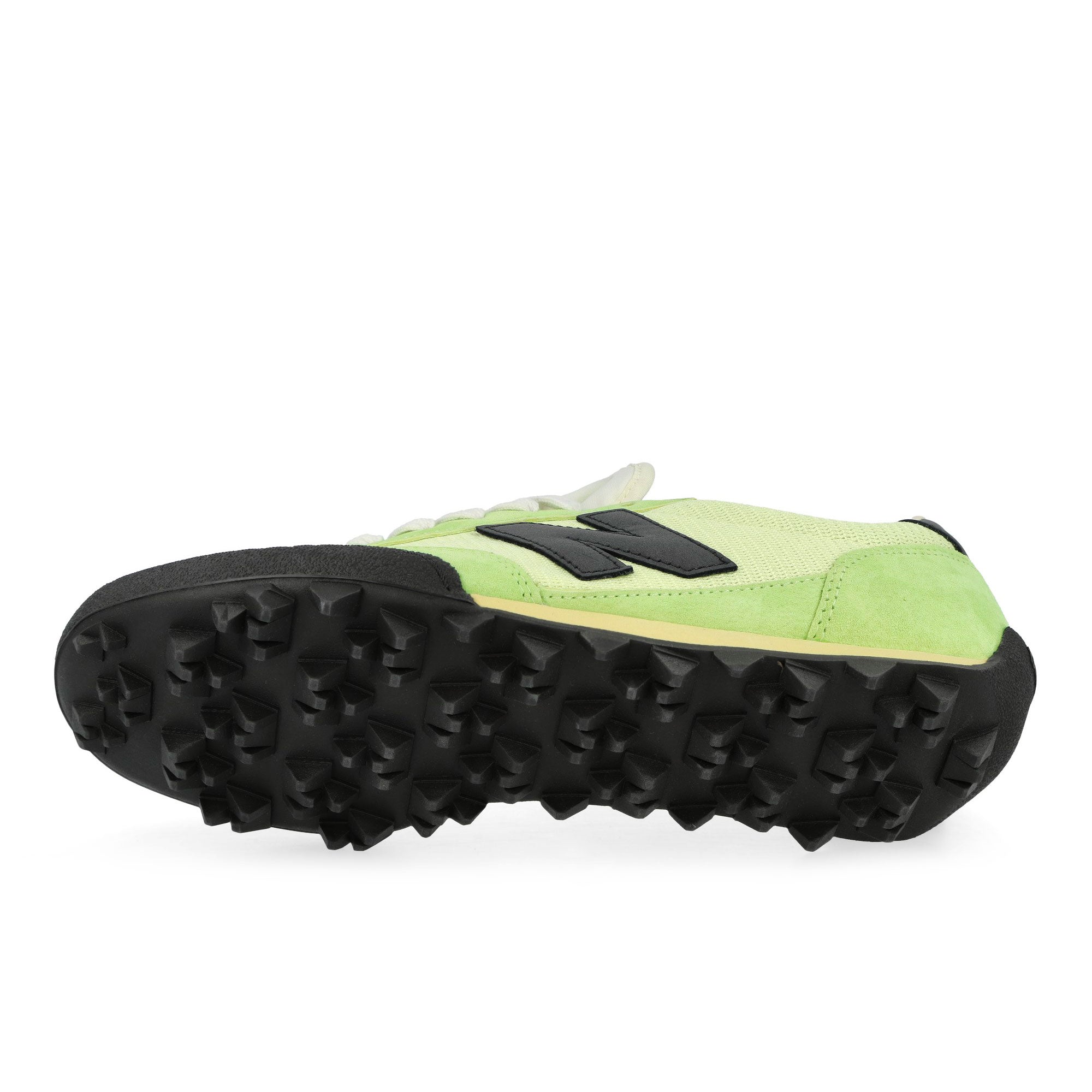 New Balance Gator Run Dry Lime Low Top Sneakers UGTR5T9 Detail View 1 | Overkill
