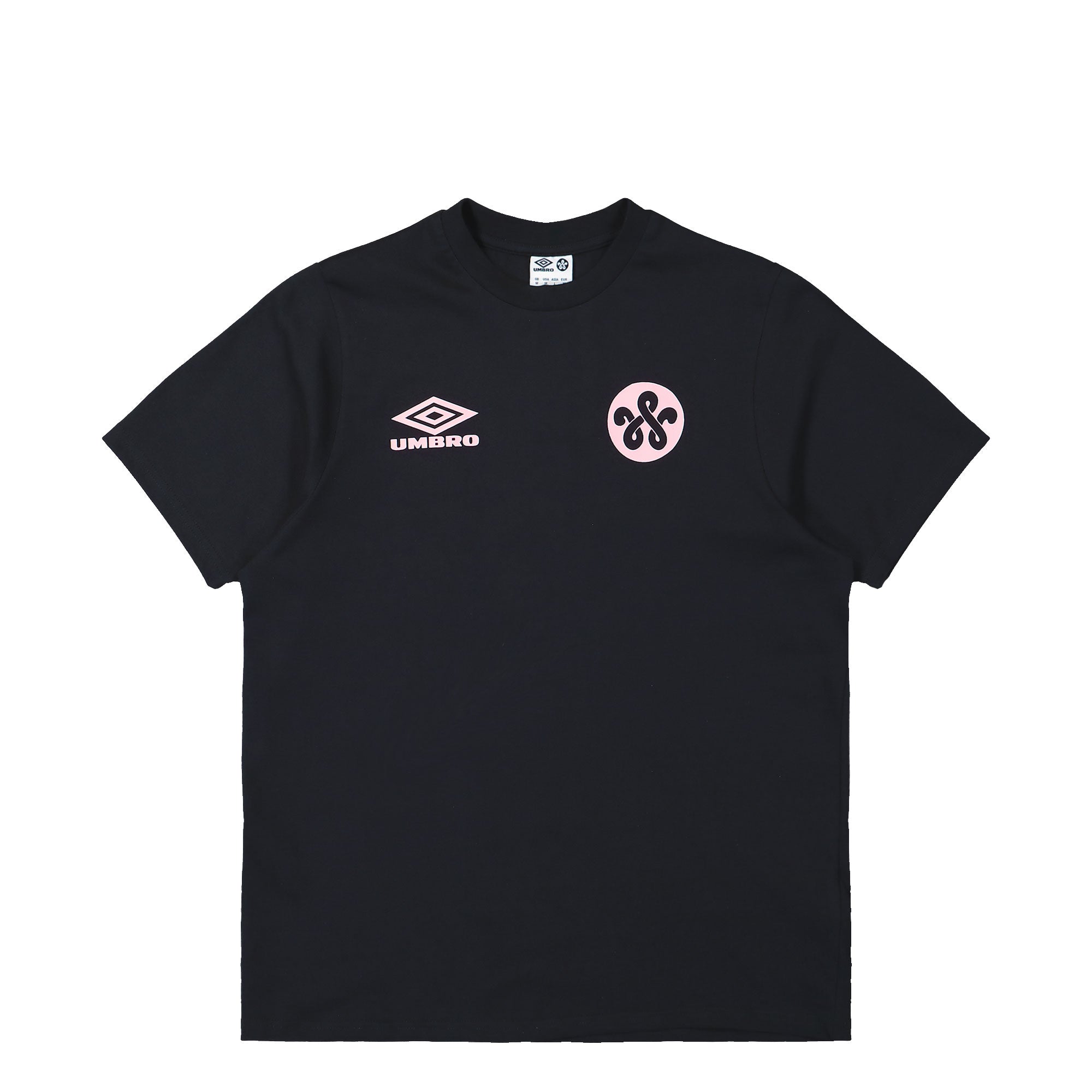 Woei x Umbro Logo Tee Black / Pink T-Shirts UMTM0971-1W | Overkill