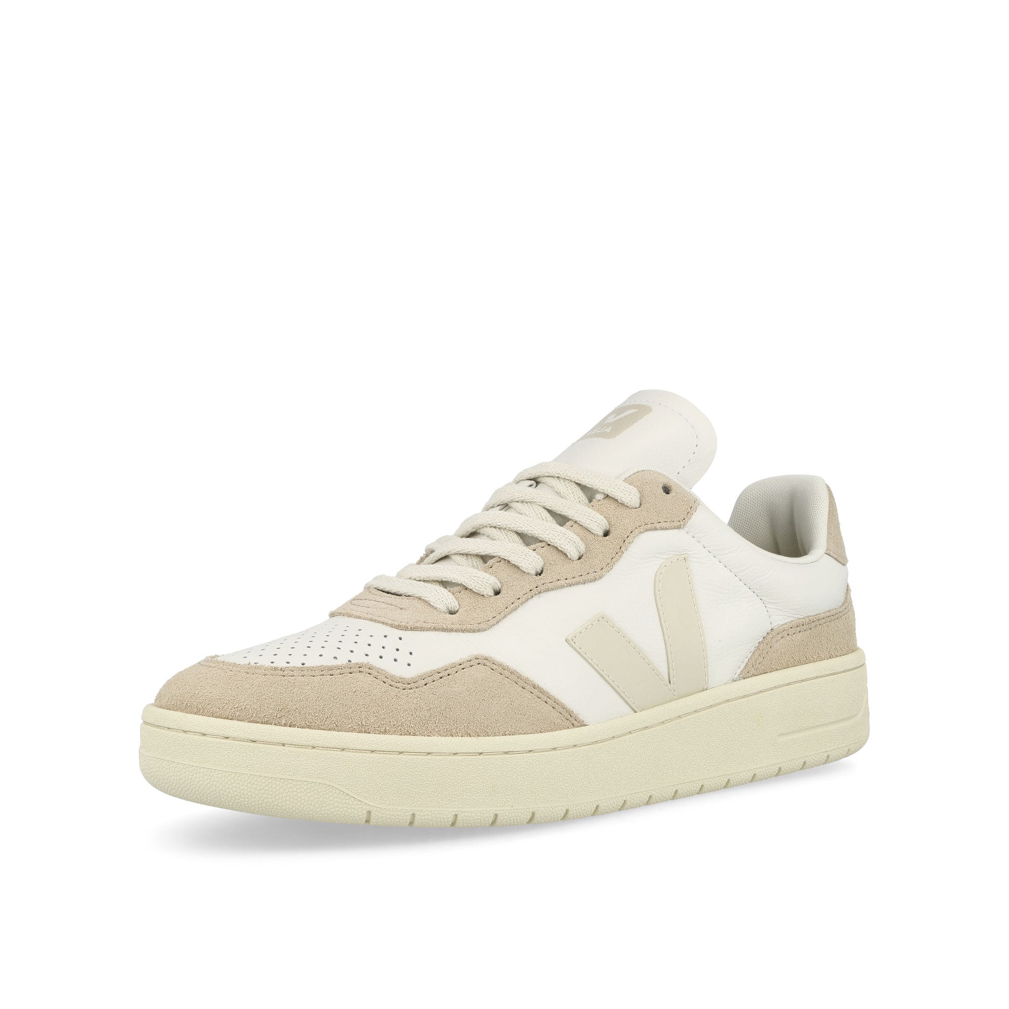 Veja V-90 O.T. Leather Extra White-Pierre Low Top Sneakers  Close Up | Overkill