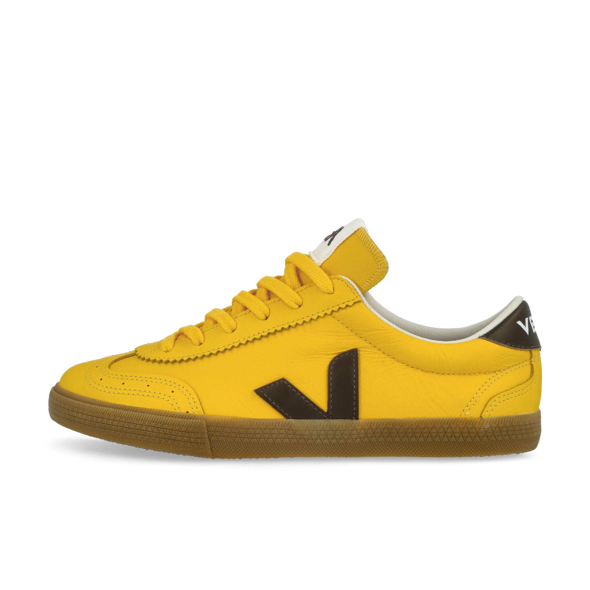 Veja Volley O.T. Leather Sunshine / Eagle Natural Low Top Sneakers VO2021434A | Overkill
