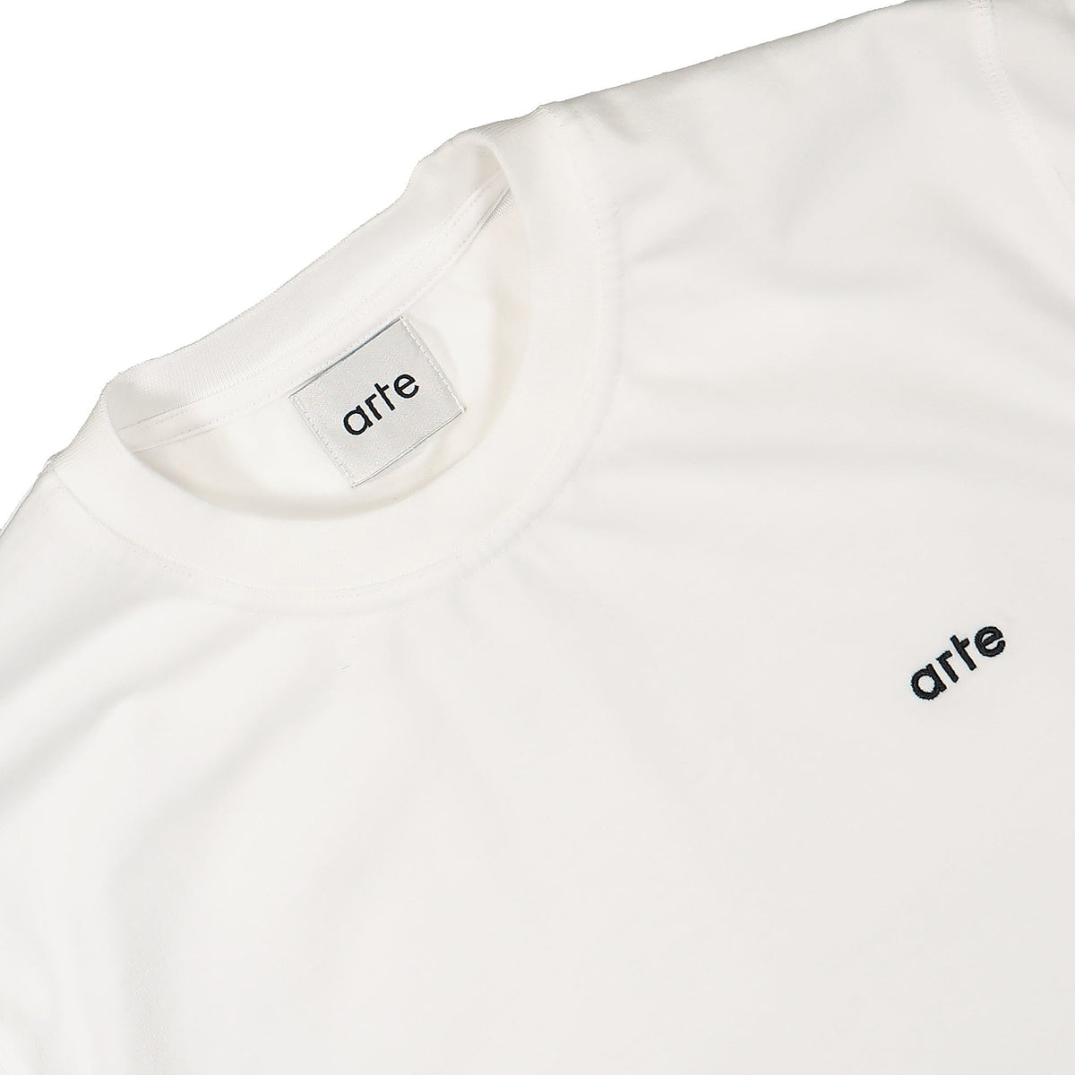 Arte Antwerp Turner Back Trevo T-Shirt White T-Shirts Close-up | Overkill
