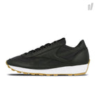 Reebok wmns aztec garment and gum Black / White / Gum Sneakers BD2809 | Overkill