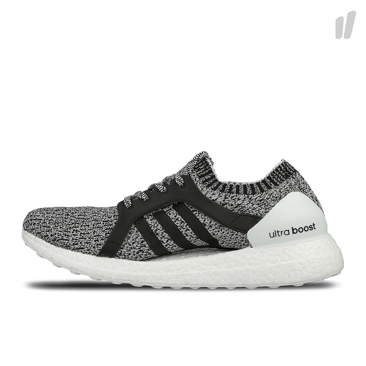 adidas wmns ultraboost x Footwear White / Core Black / Footwear White  CG2977 | Overkill