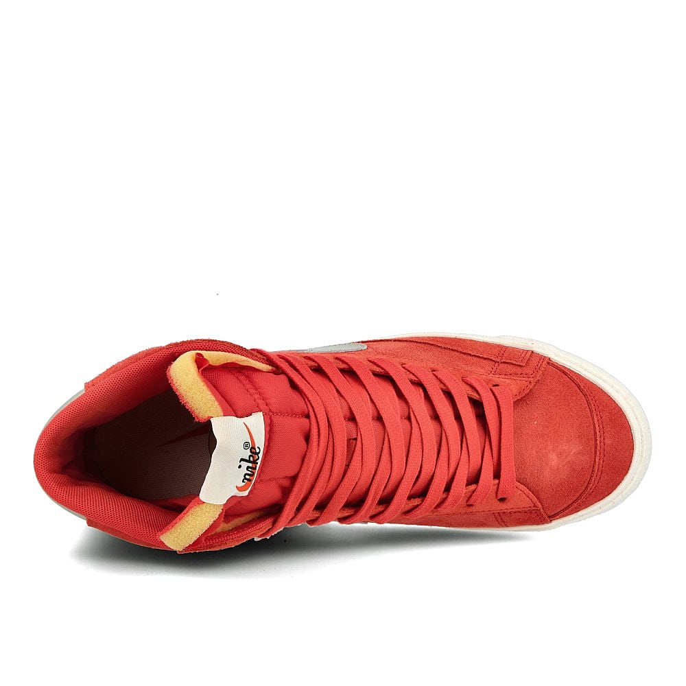 Nike blazer '77 University Red-Metallic Silver - Sail High Top Sneakers  Detailfoto | Overkill