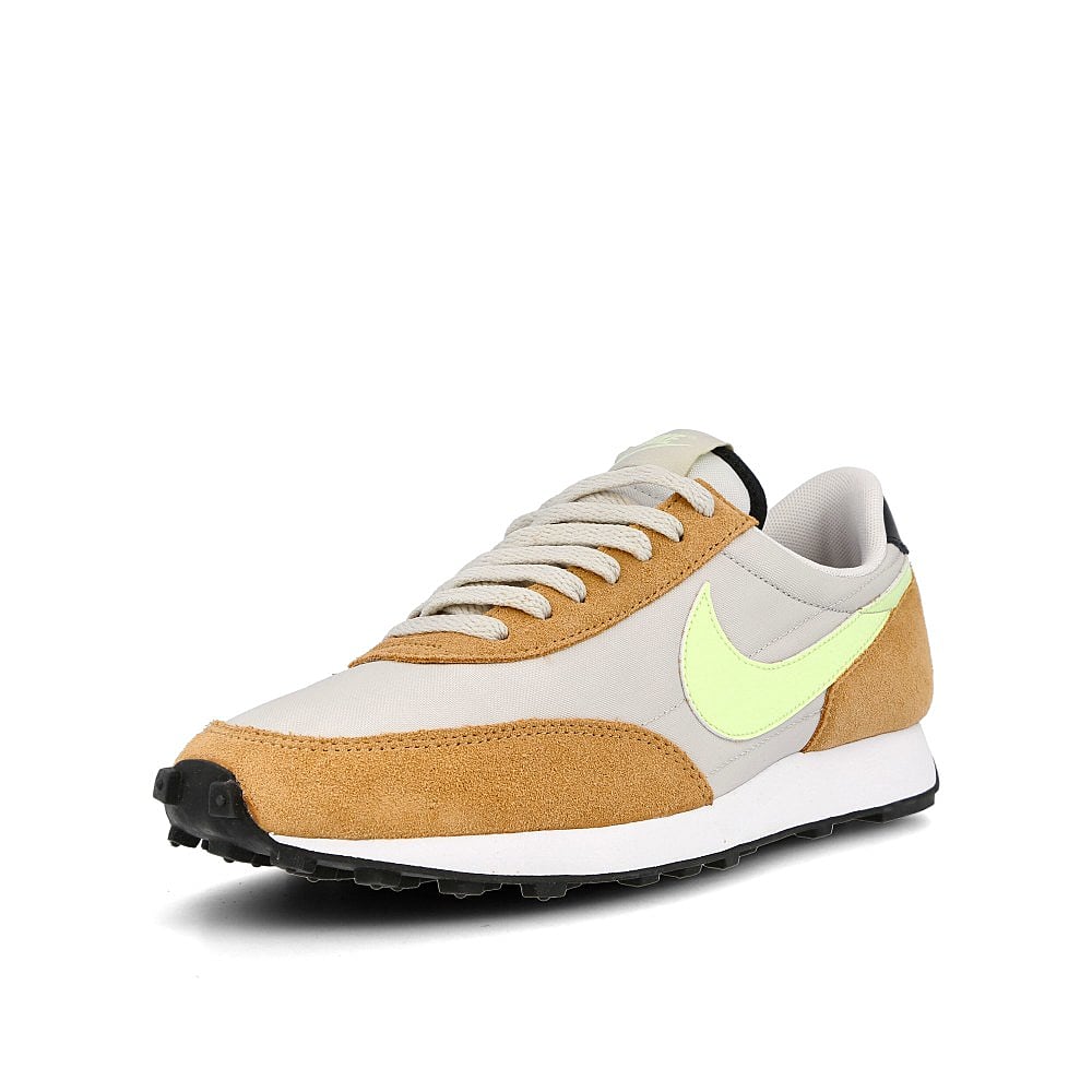 Nike wmns daybreak Light Bone / Barely Volt - Praline - Black  Detailfoto | Overkill