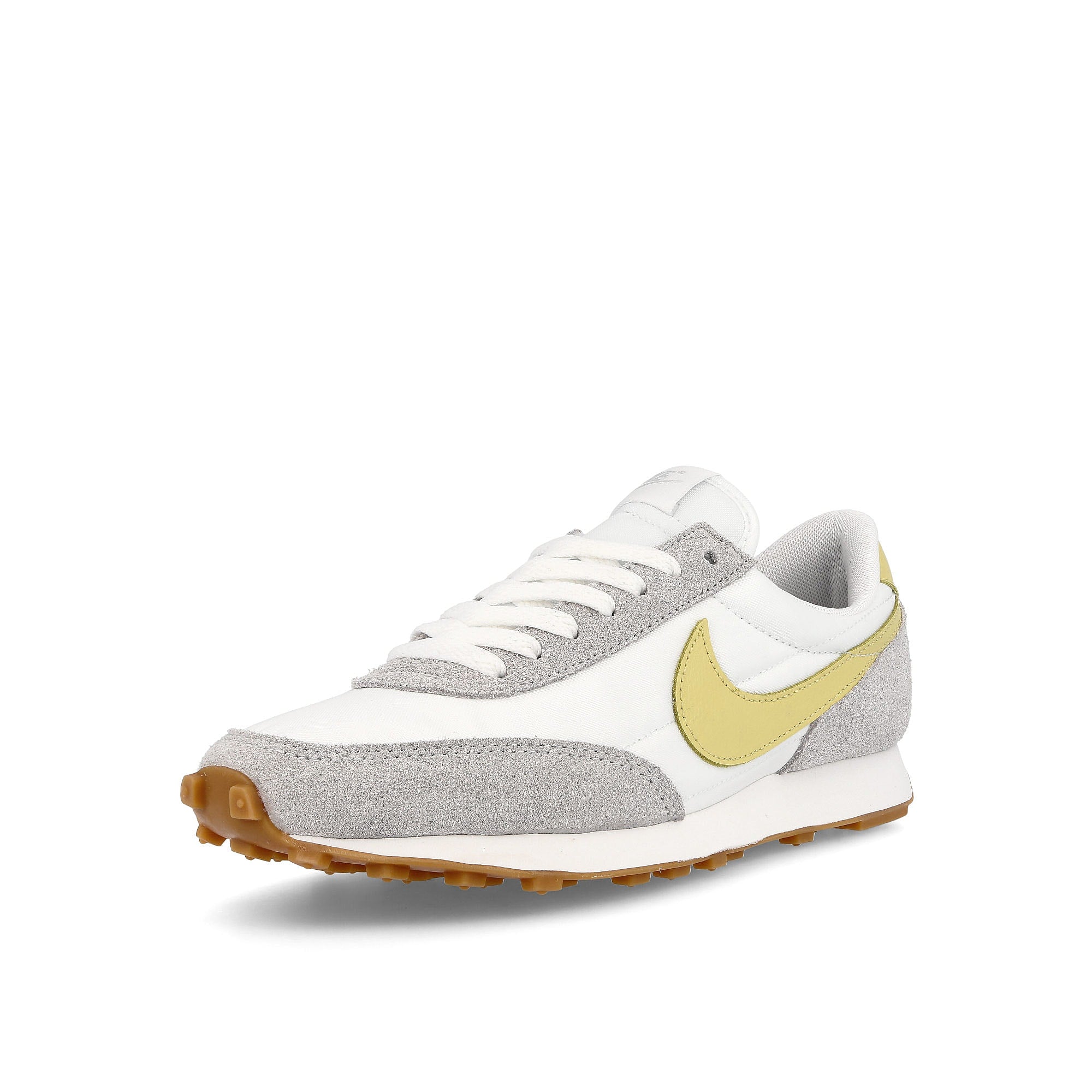Nike wmns daybreak Summit White-Saturn Gold - Grey Fog Low Top Sneakers  Close Up | Overkill