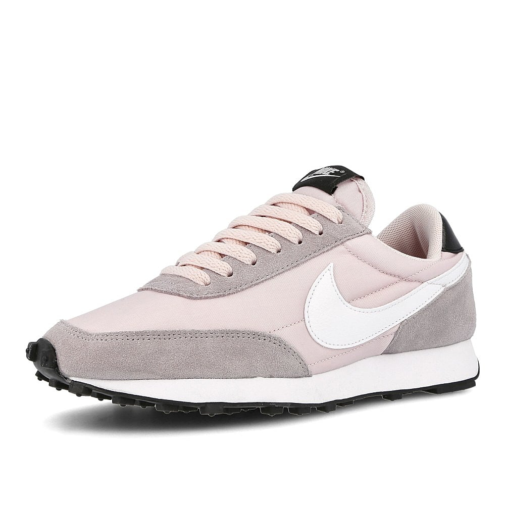 Nike wmns daybreak Barely Rose / White - Silver Lilac - Black  Detailfoto | Overkill