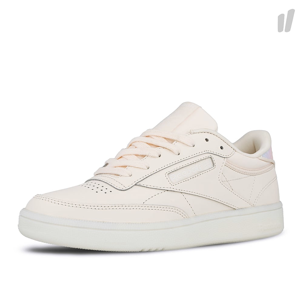 Reebok wmns club c 85 Pale Pink-White Sneakers  Close Up | Overkill