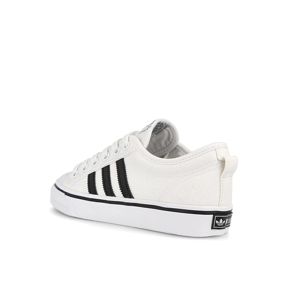 adidas wmns nizza Footwear White / Core Black / Running White  Close-up | Overkill