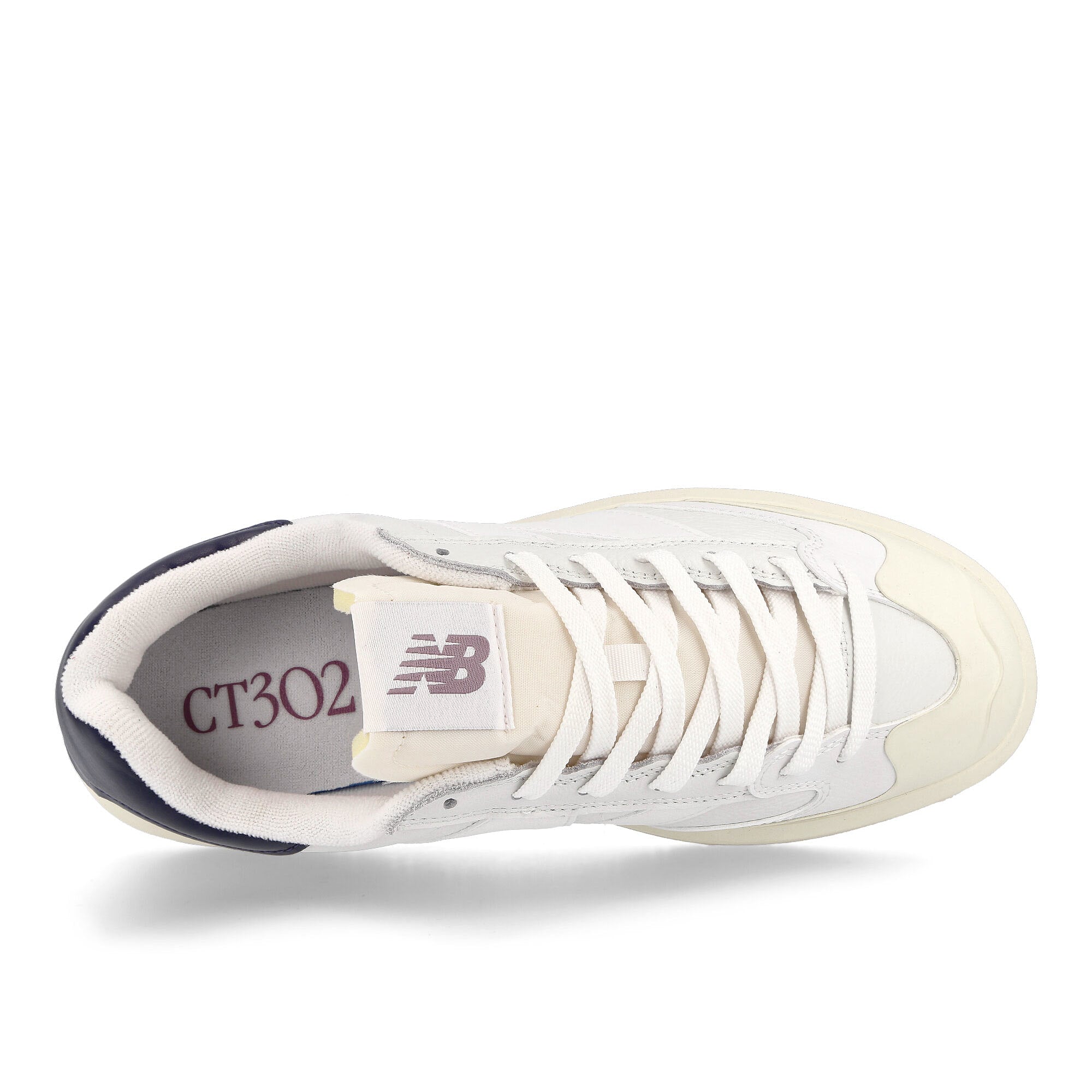 New Balance CT302LC White Low Top Sneakers  Detailfoto | Overkill