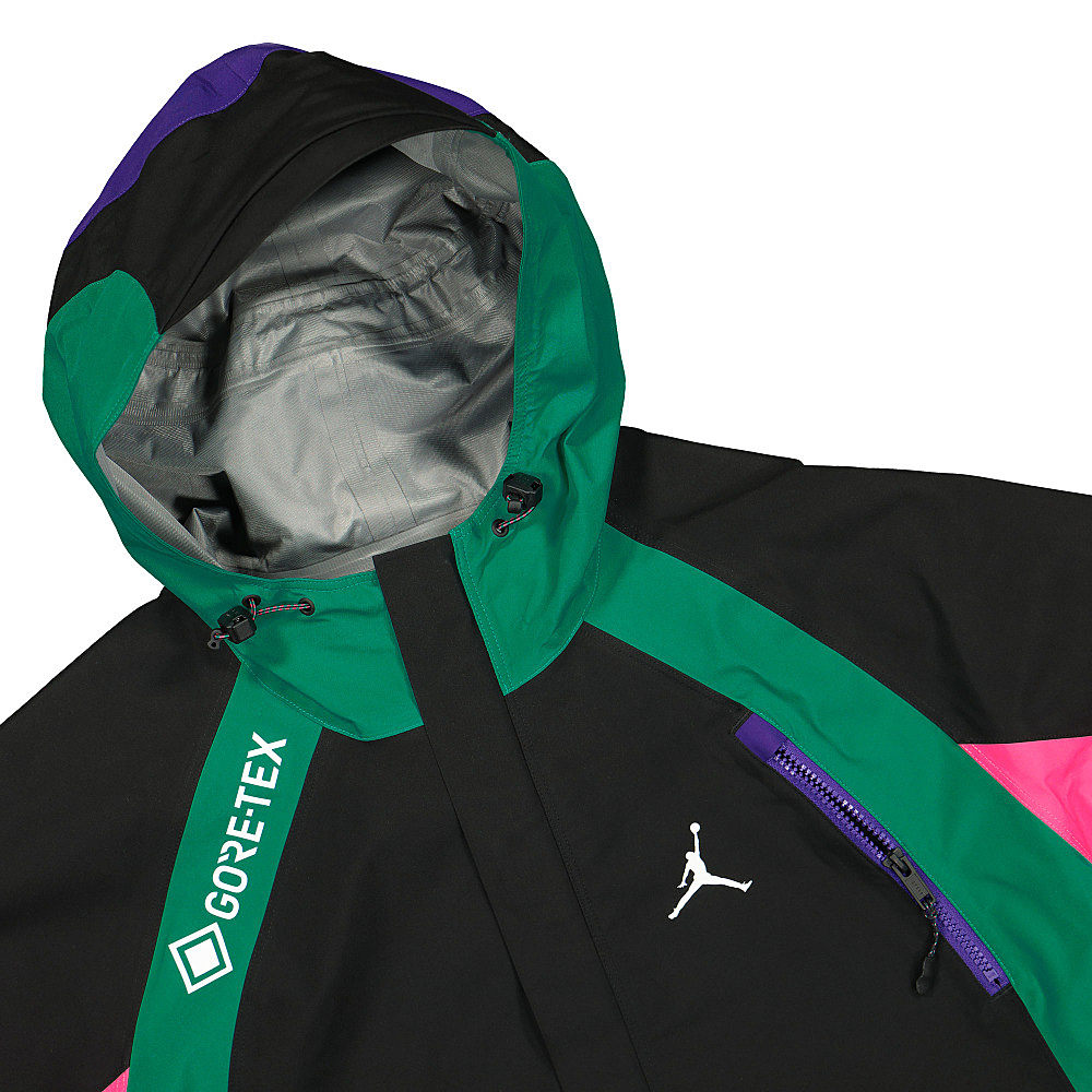 Jordan Air Jordan Mountainside Gore-Tex Jacket Black Windbreaker Close-up | Overkill