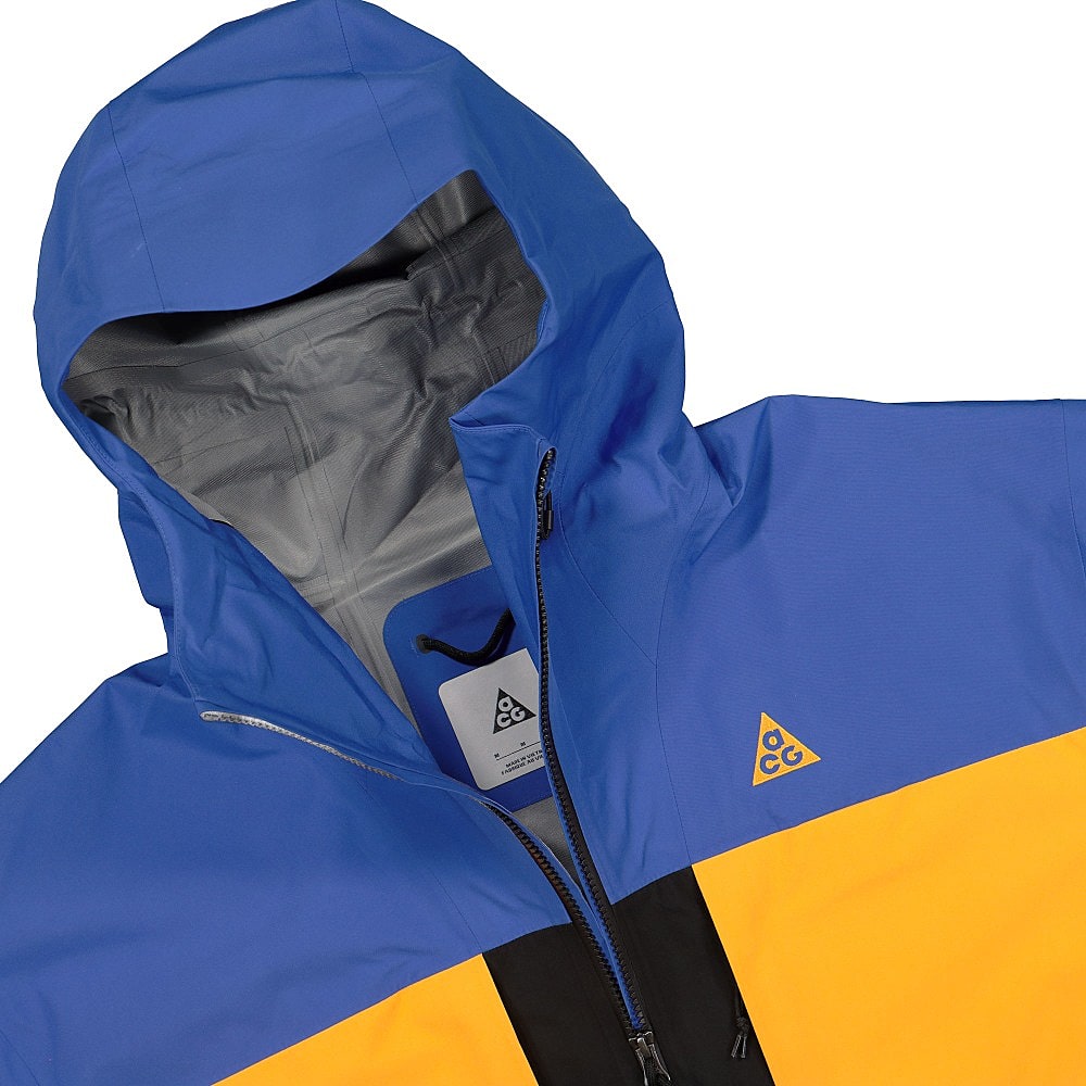 Nike NRG ACG Misery Ridge Gore Jacket Hyper Royal / Laser Orange Jackets Close-up | Overkill