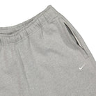 Nike NRG Solo Swoosh Fleece Pant Dark Grey Heather / White Sweat & Track Pants Detailfoto | Overkill