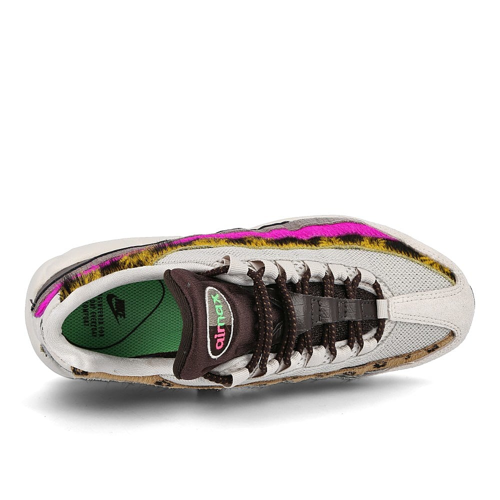 Nike wmns air max 95 premium Light Bone / White - Velvet Brown - Olive Grey  Detail view 1 | Overkill