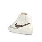 Nike wmns blazer mid 77 se Sail / Particle Beige - Sail - Sail  Close-up | Overkill