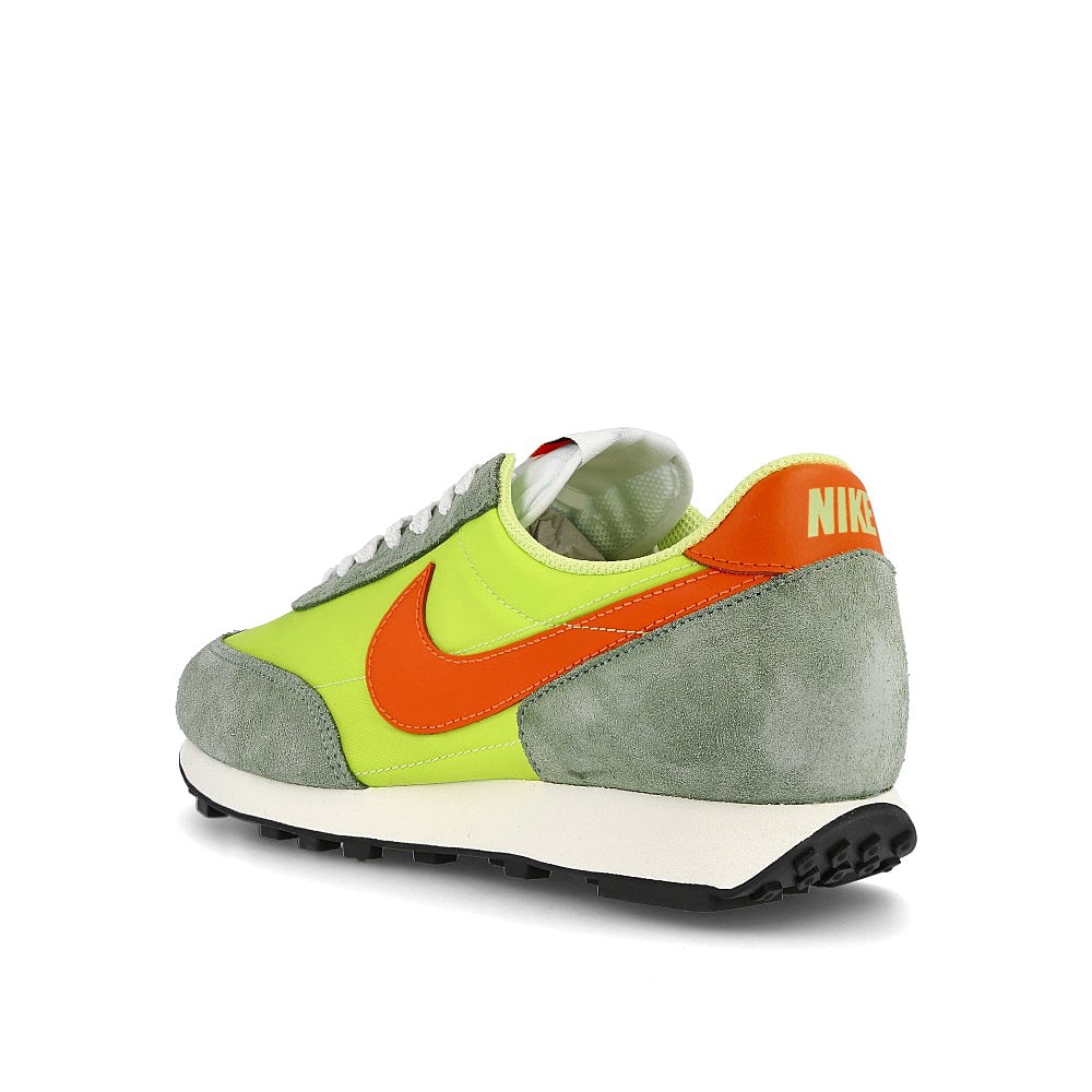 Nike daybreak Limelight / Electro Orange - Healing Jade  Close-up | Overkill