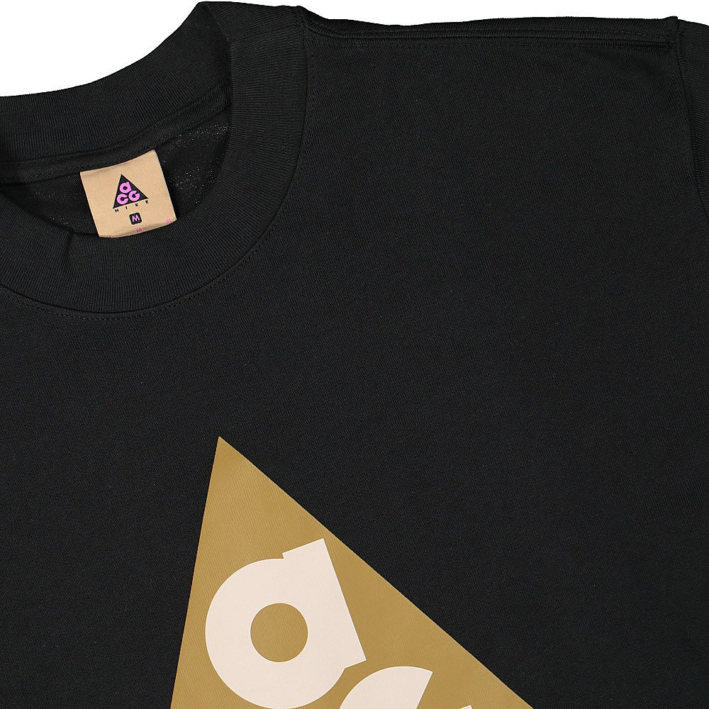 Nike NRG ACG Long Sleeve Big Tee Black Sweatshirts Close-up | Overkill