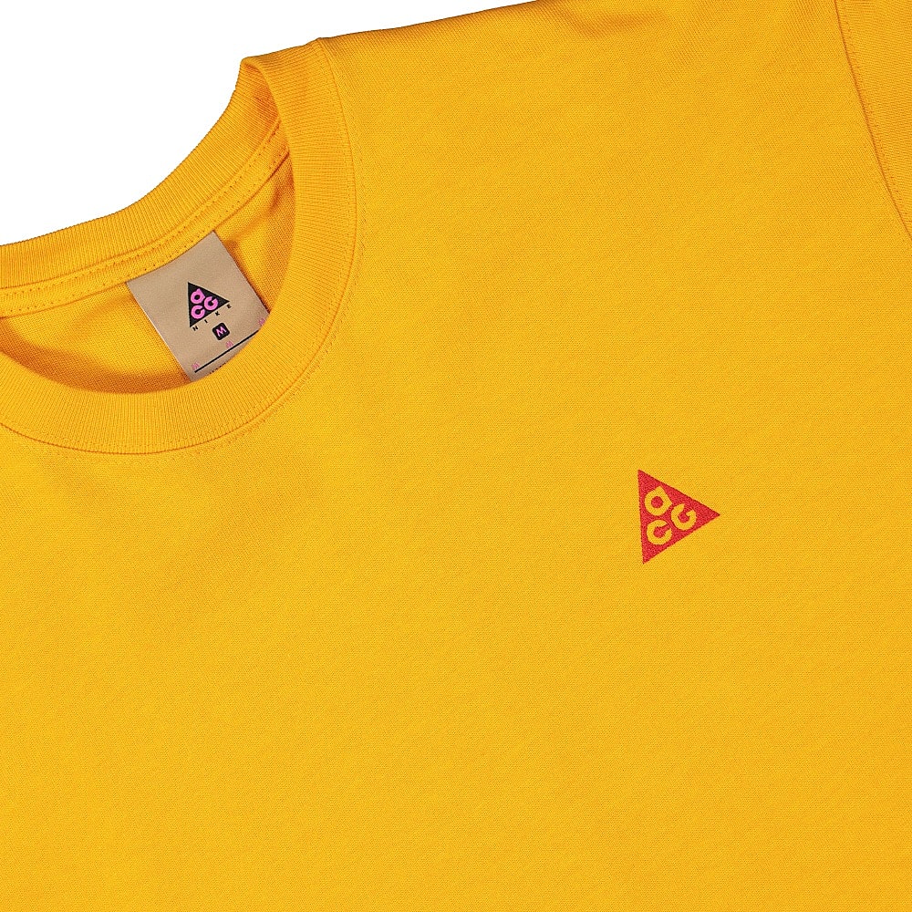 Nike NRG ACG Short Sleeve Embroidered Tee Circuit Orange T-Shirts Close-up | Overkill