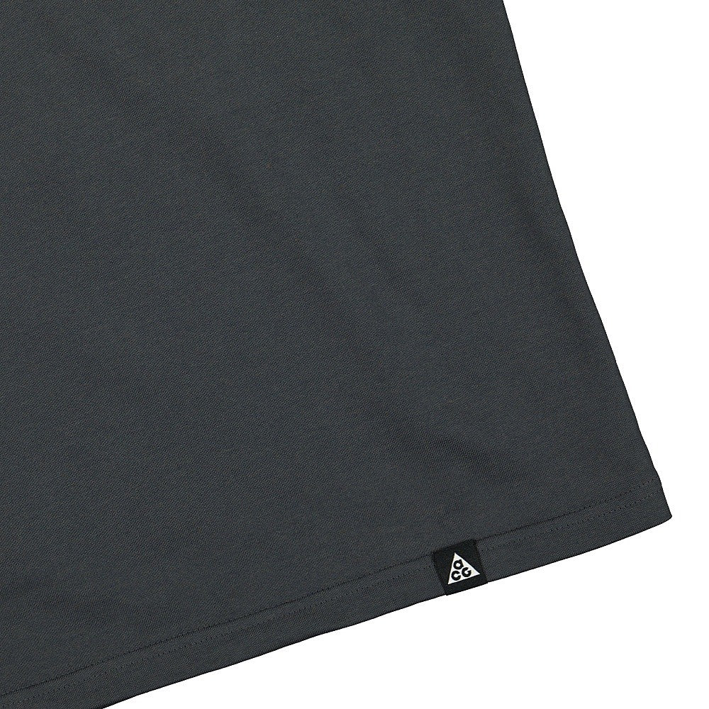 Nike NRG ACG SS HBR Tee Dark Smoke Grey T-Shirts Detailfoto | Overkill