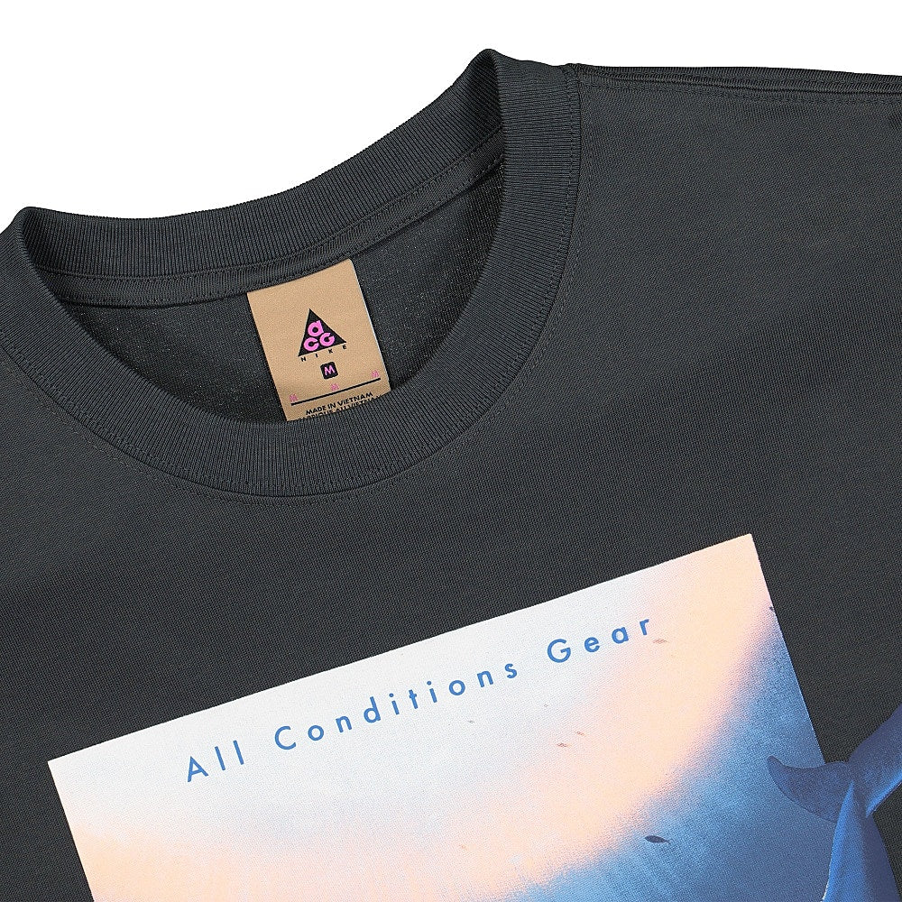 Nike NRG ACG SS Tee Wyland Dark Smoke Grey T-Shirts Close-up | Overkill