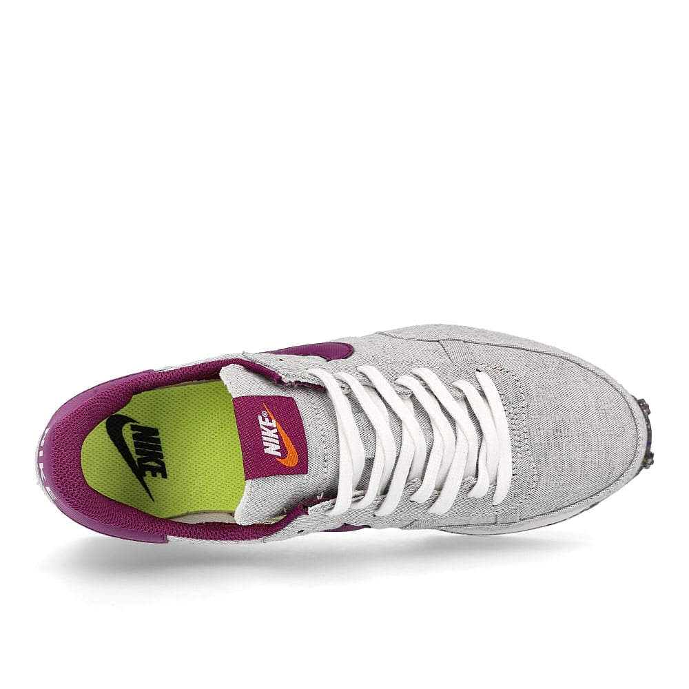 Nike challenger og Summit White-Viotech - Sail - Shite Sneakers  Detailfoto | Overkill