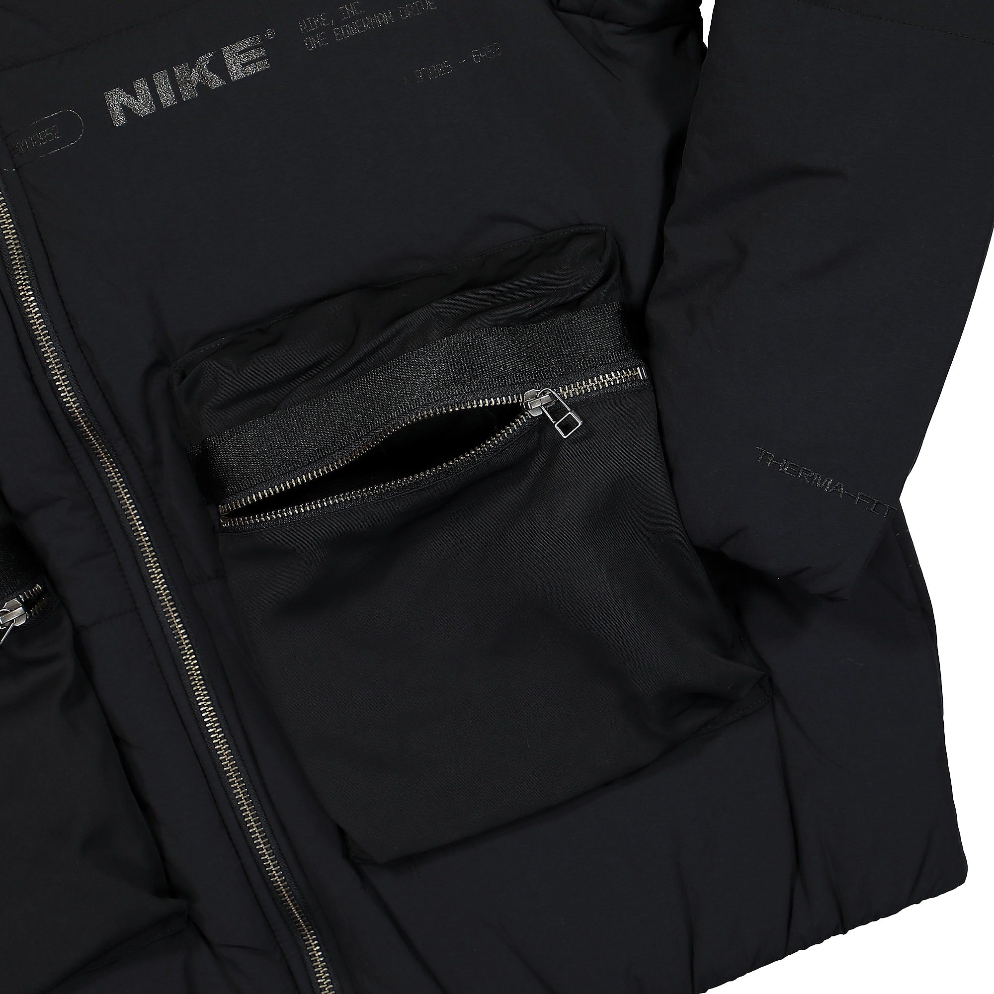 Nike NSW Therma-Fit City Made Synthetic-Fill Jacket Black / Black Jackets Detailfoto | Overkill