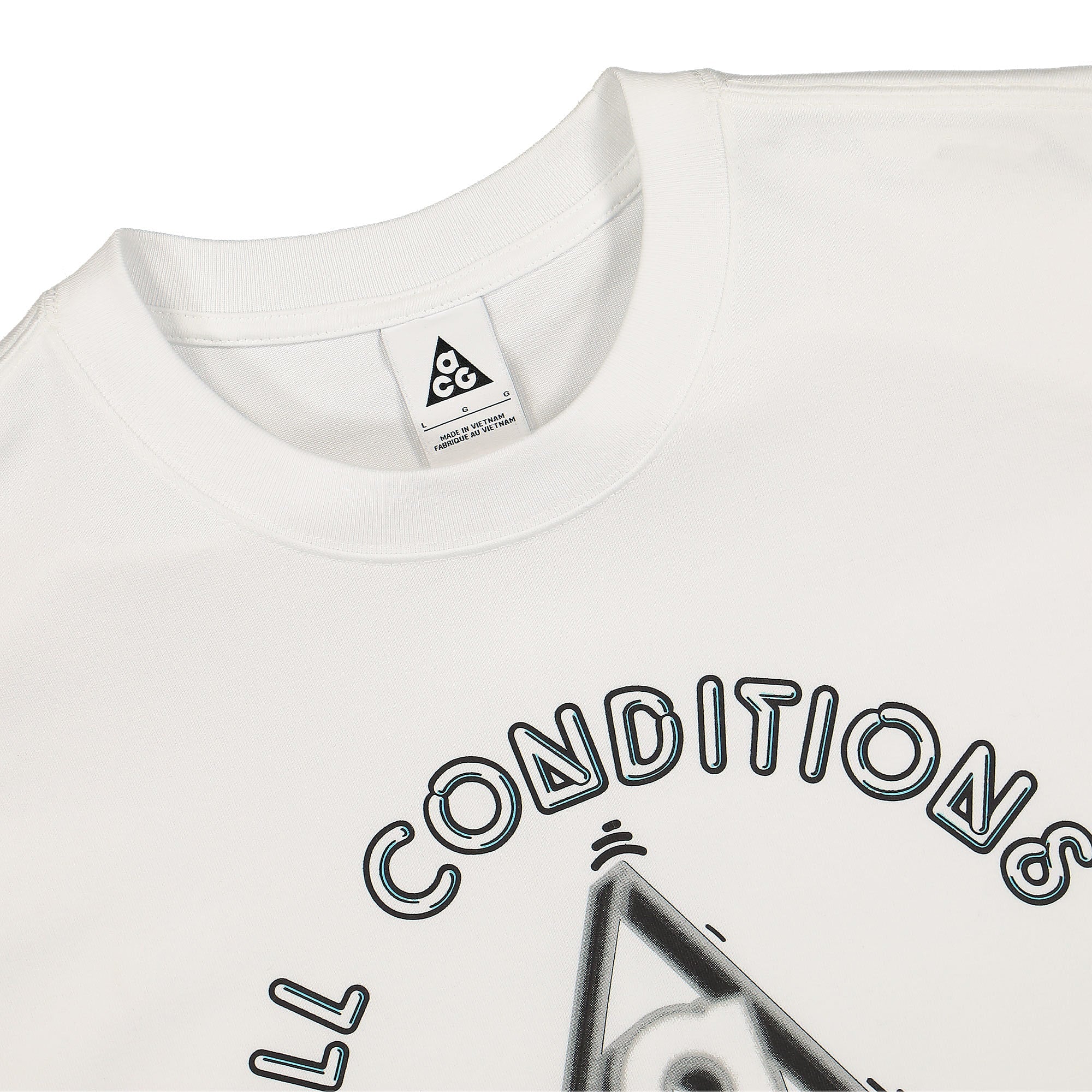 Nike NRG ACG SS Hang Loose Tee Summit White T-Shirts Close-up | Overkill