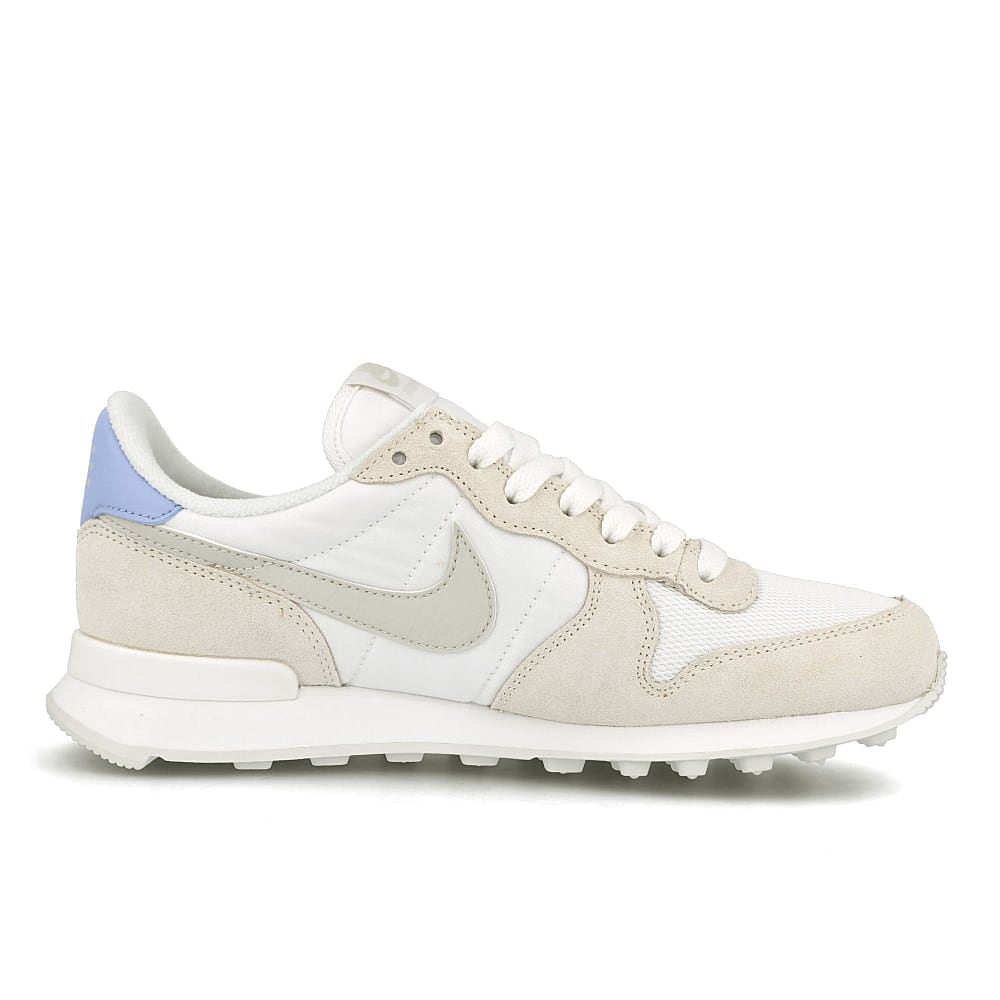 Nike wmns internationalist White-Light Bone - Pale Ivory - Summit White Sneakers  Silhouette | Overkill