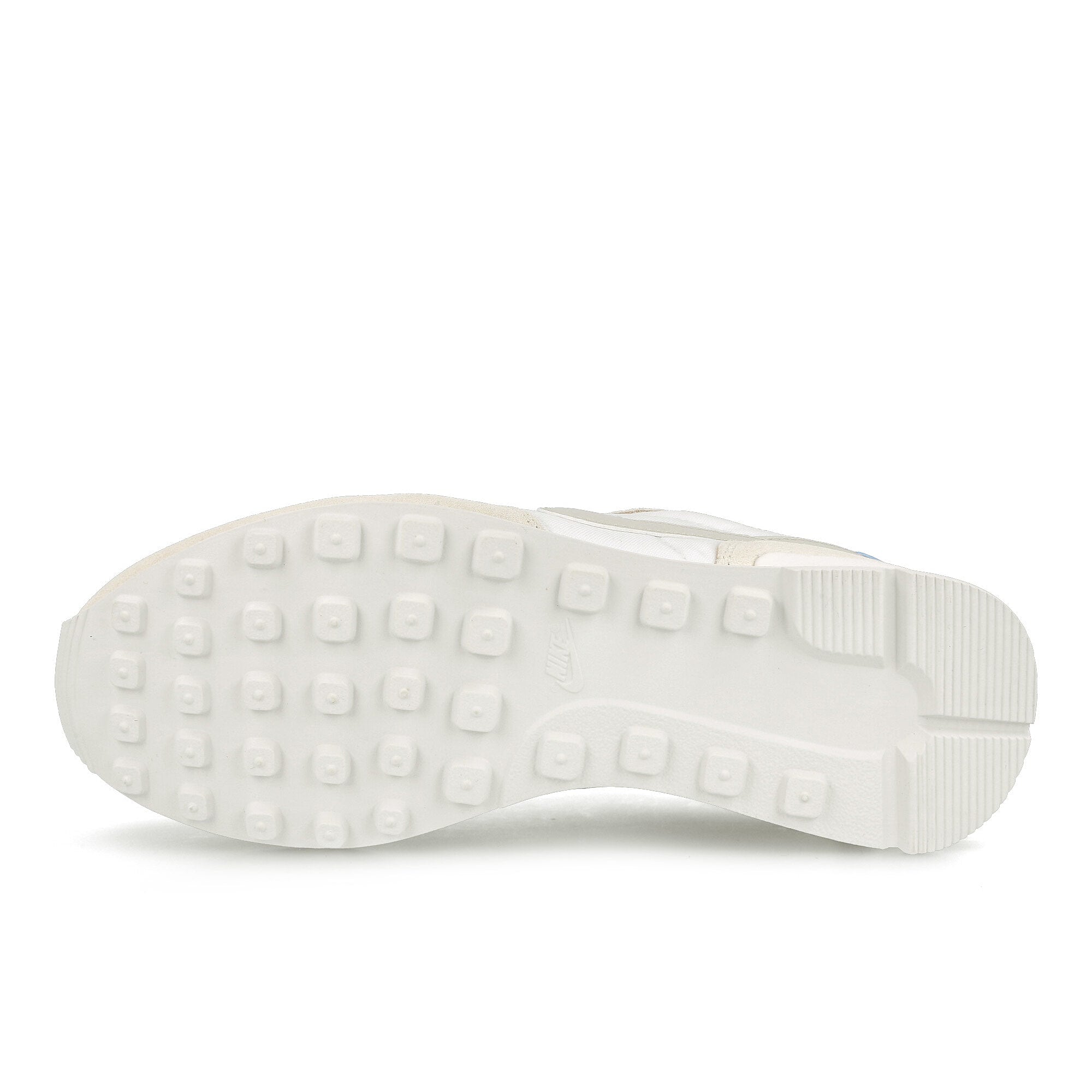 Nike wmns internationalist White-Light Bone - Pale Ivory - Summit White Sneakers  Detail View 1 | Overkill