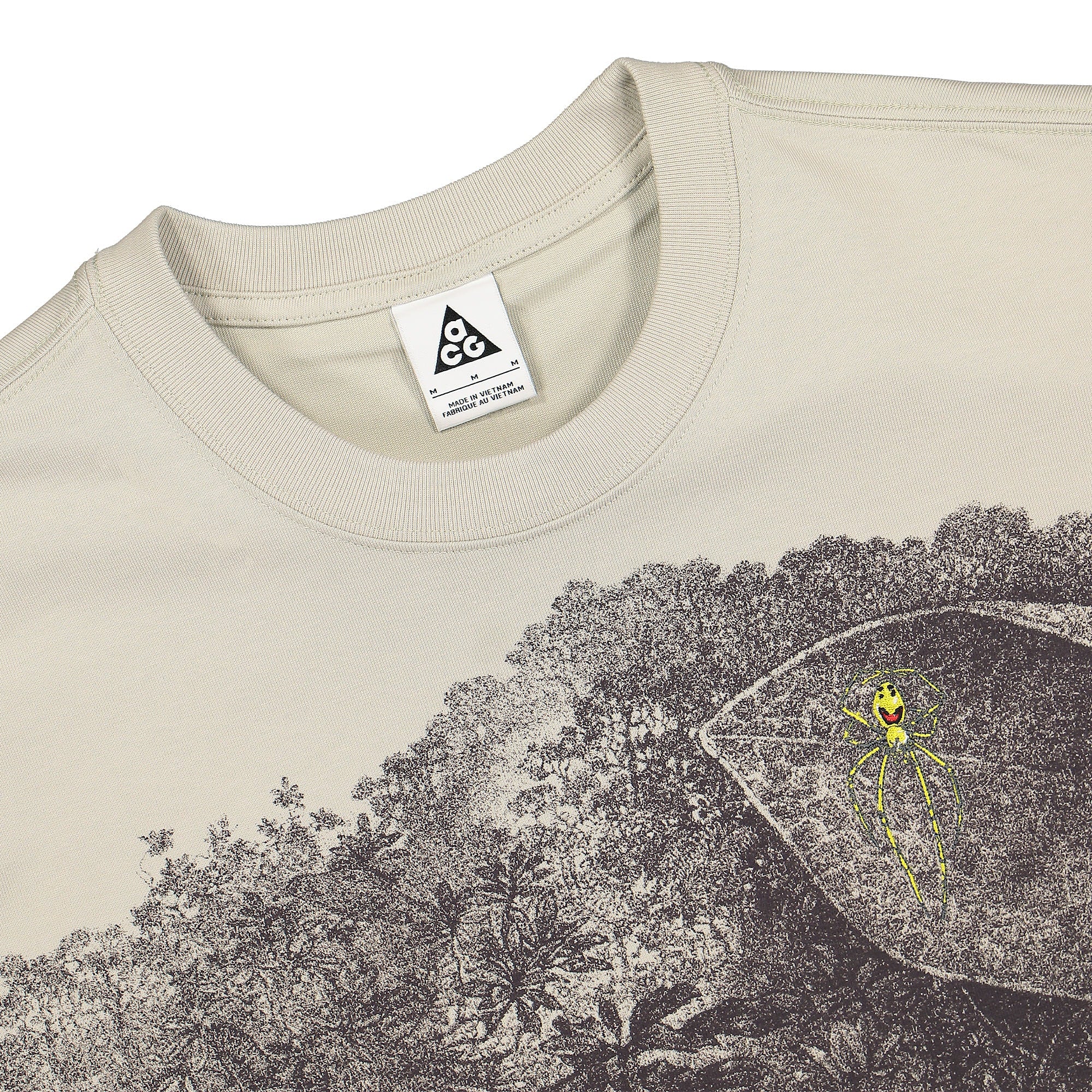 Nike NRG ACG SS Print Tee Light Stone T-Shirts Close-up | Overkill