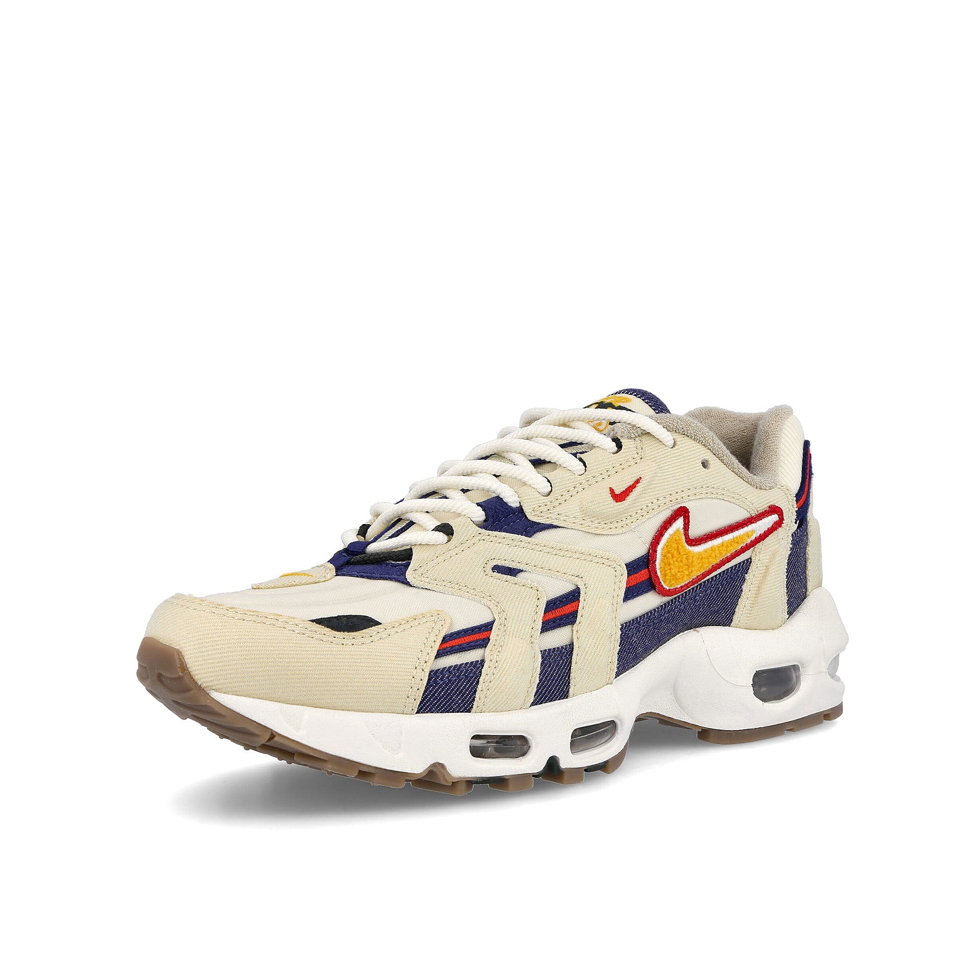 Nike air max 96 ii qs Beach-University Gold - Blue Void Sneakers  Close Up | Overkill