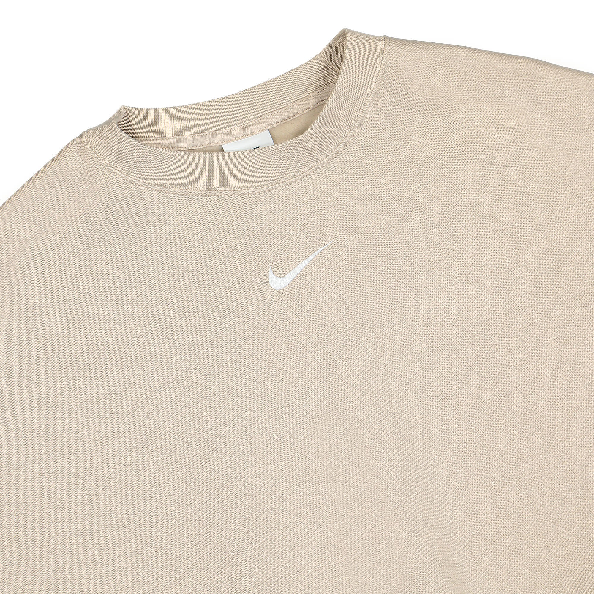 Nike Wmns NSW Essentials Collection Oversized Fleece Crew Sweatshirt Sanddrift / White Sweatshirts Close-up | Overkill