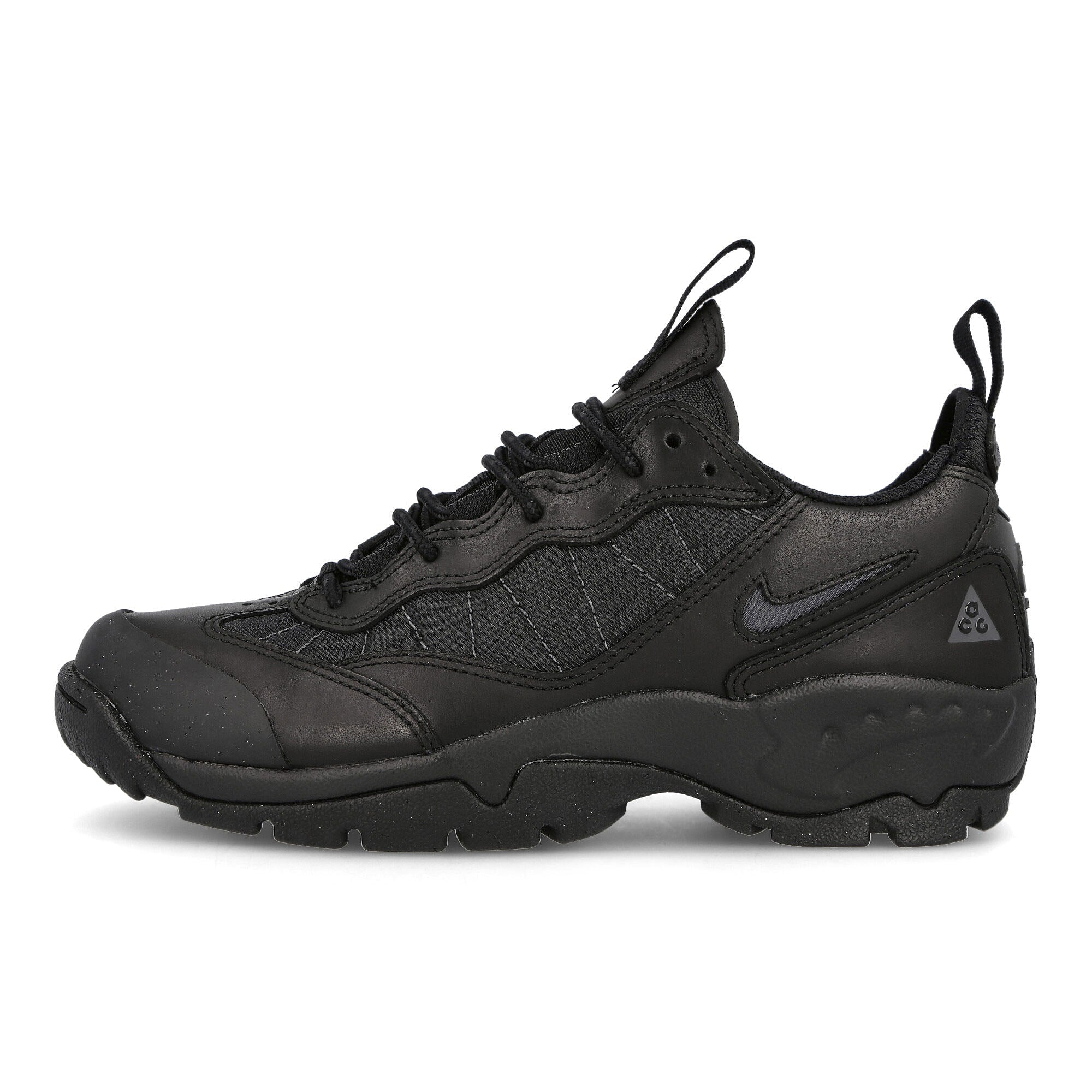 Nike acg air mada Black-Anthracite Low Top Sneakers DM3004 002 | Overkill
