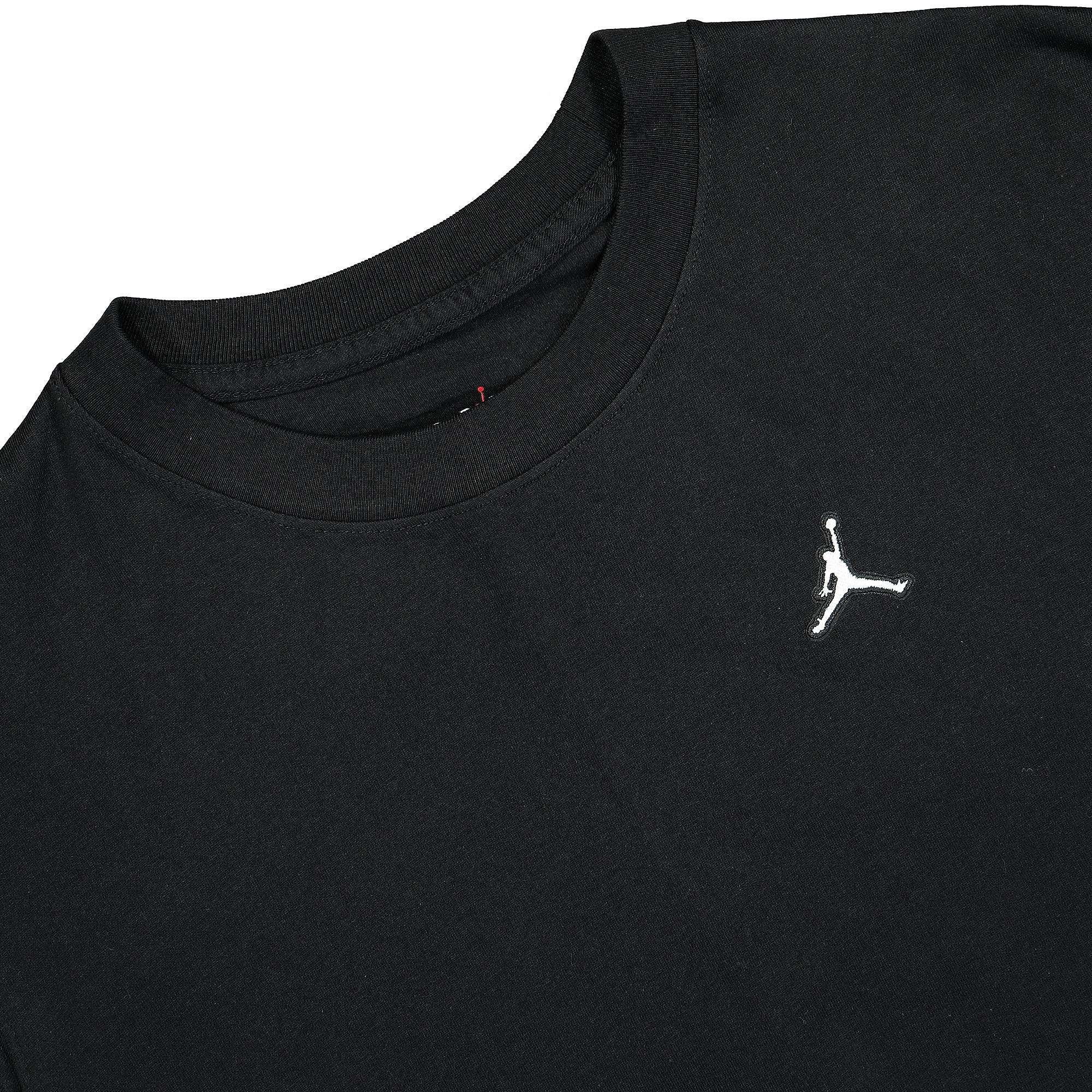 Jordan Wmns Air Jordan Essential Core 22 Tee Black / White T-Shirts Close-up | Overkill