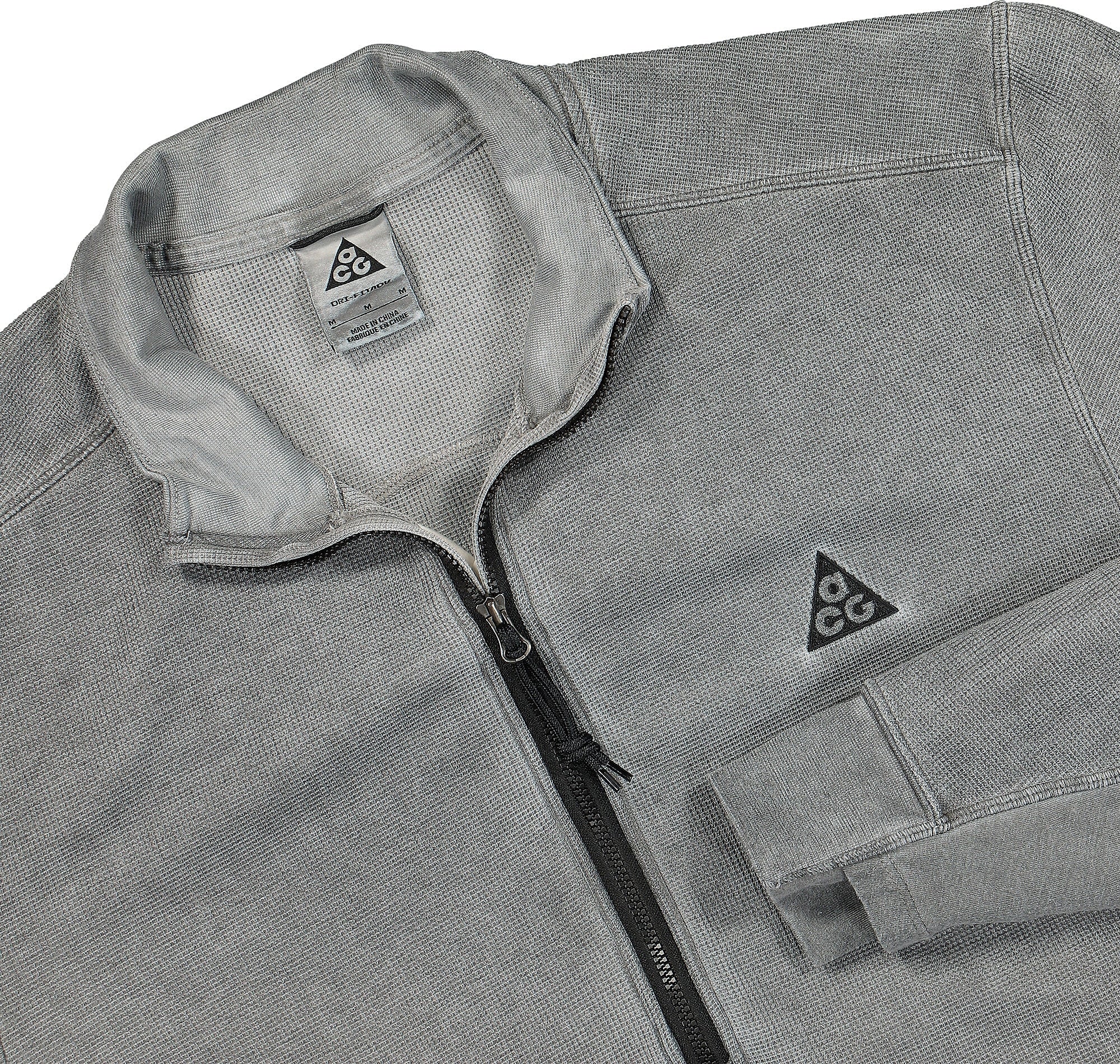 Nike Dri FIT ADV ACG Steeple Rock 1/2 Zip Baselayer Black Sweatshirts Close-up | Overkill