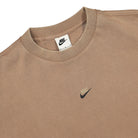 Nike NSW Sport Essentials Wash SS Tee Archaeo Brown / Sail / Ice Silver / Khaki T-Shirts Close-up | Overkill