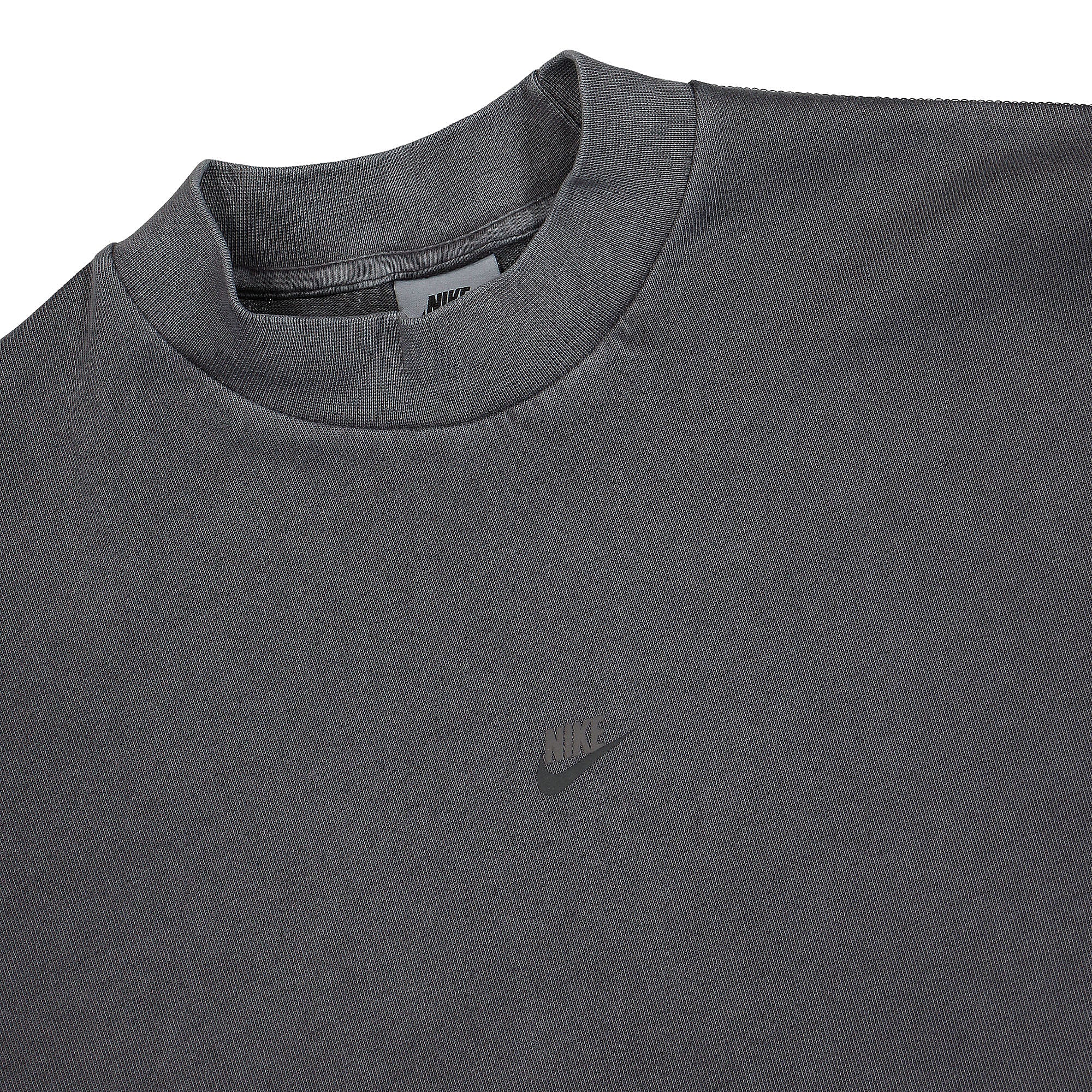 Nike NSW Style Essentials Washed Long-Sleeve Off Noir / Sail / Ice SIlver Medium Ash Longsleeves Close-up | Overkill