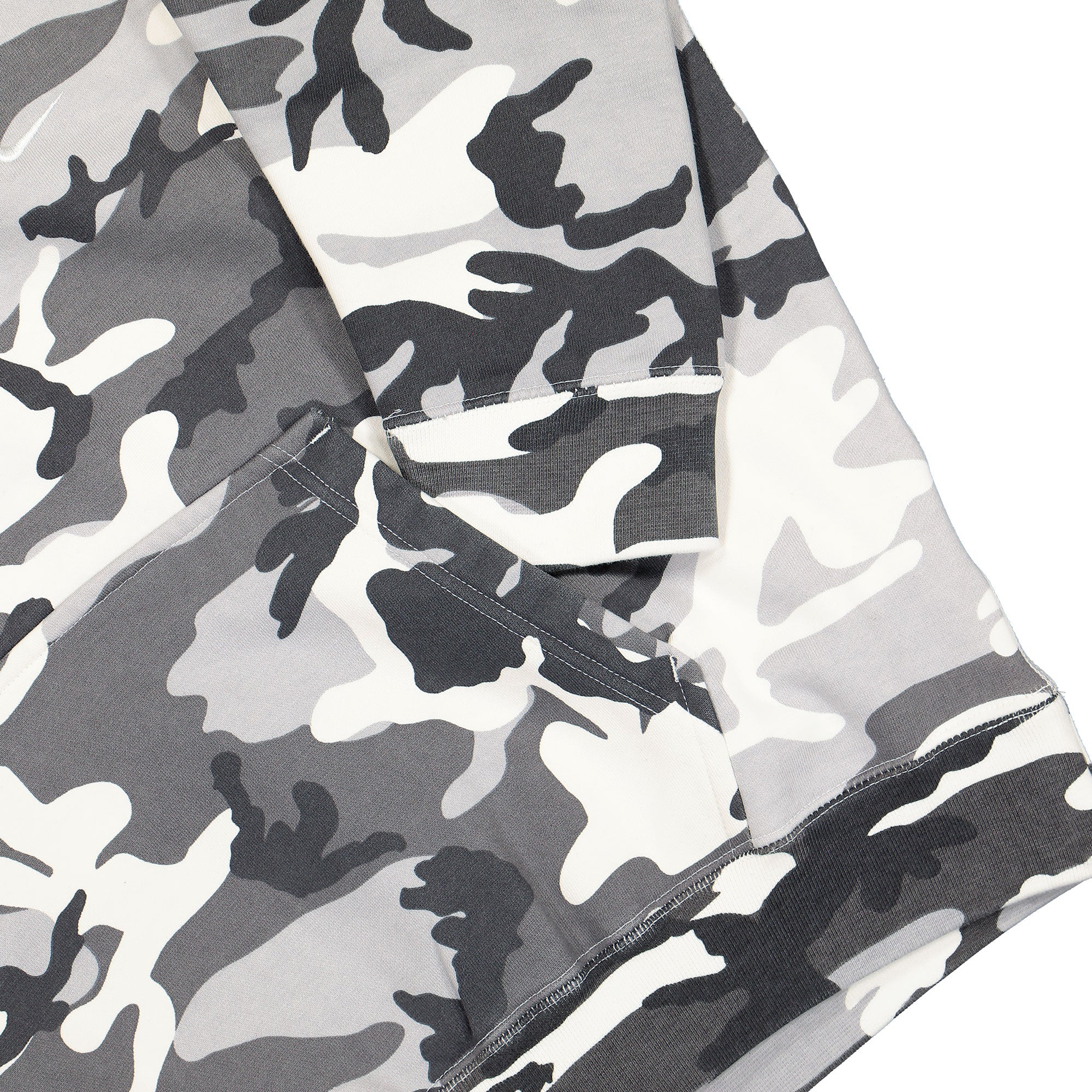 Nike NRG Solo Swoosh Fleece Camo Hoodie Sail Hoodies Detailfoto | Overkill