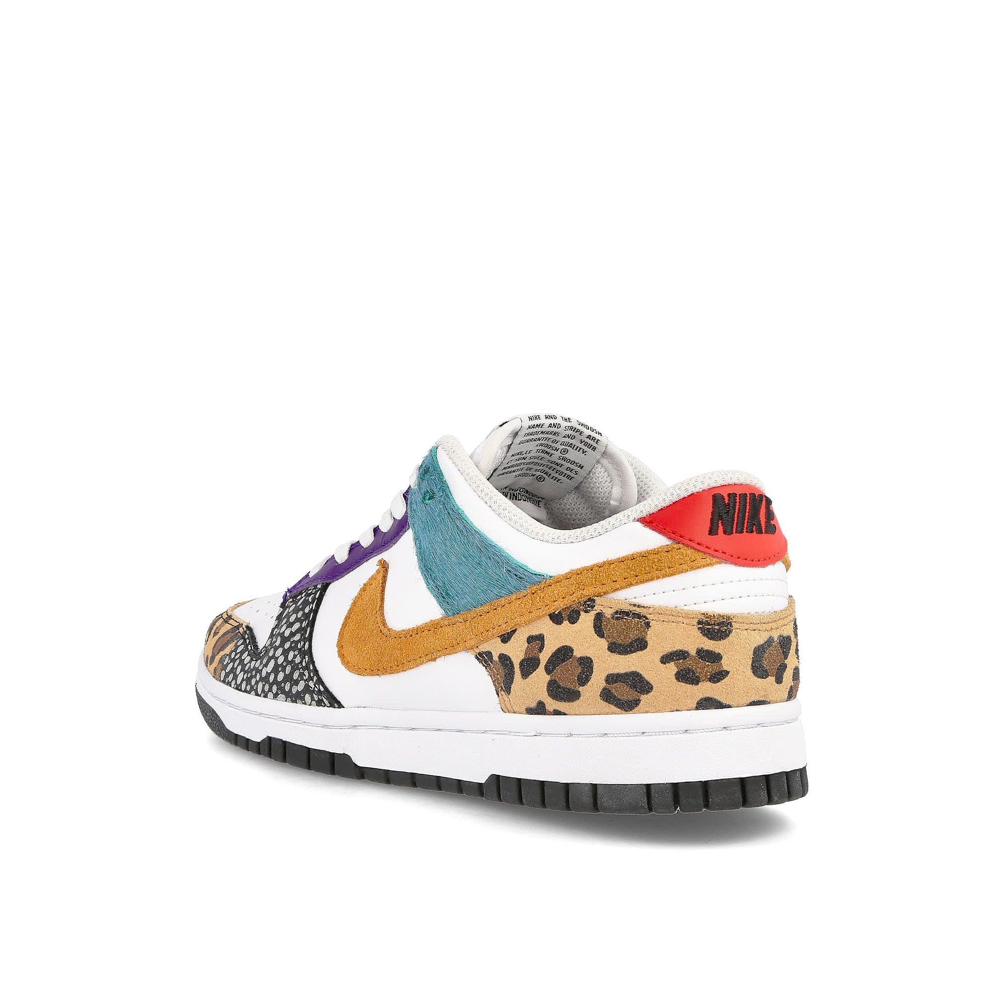 Nike wmns dunk low se White / Light Curry - Washed Teal  Close-up | Overkill