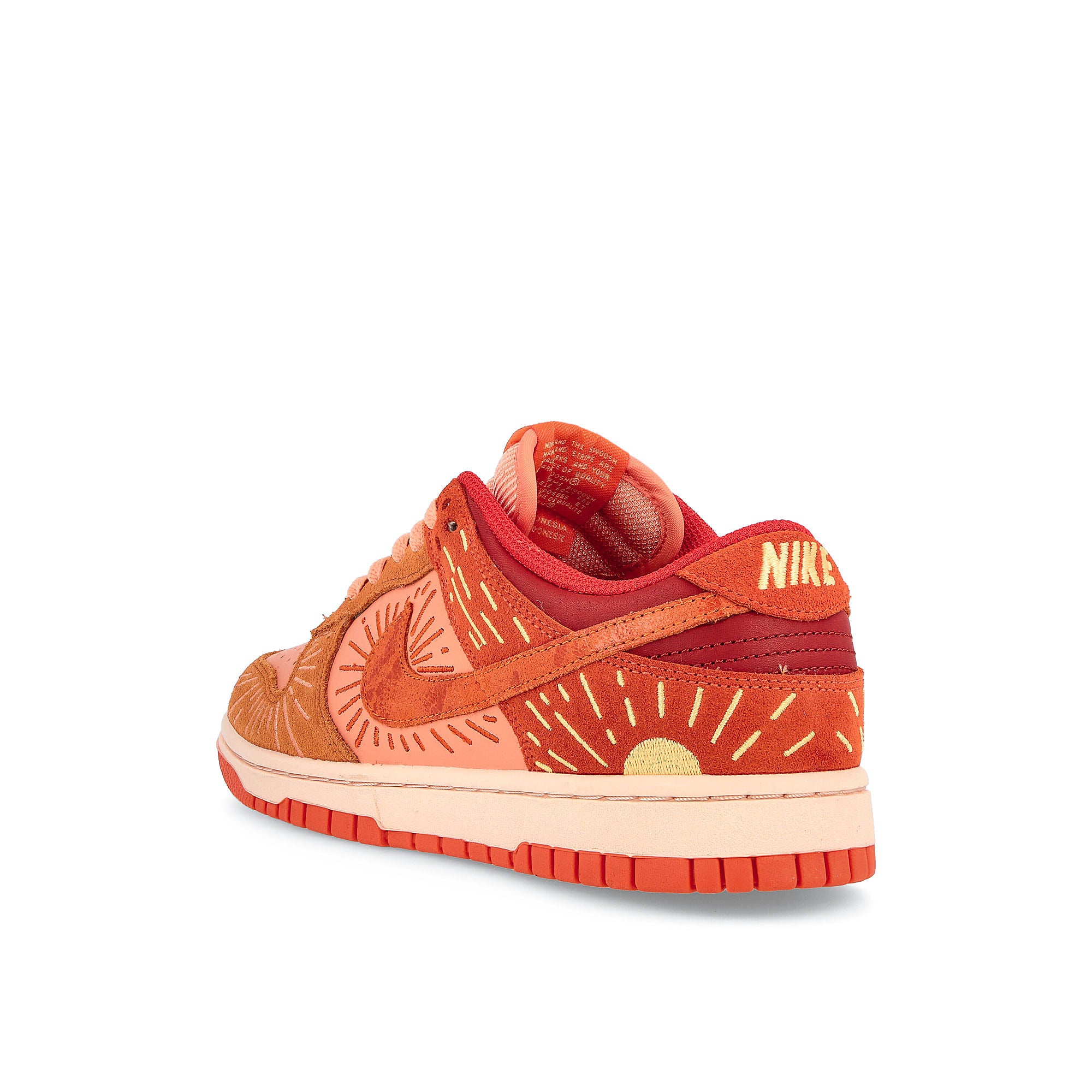 Nike wmns dunk low Team Orange / Orange - Crimson Bliss  Close-up | Overkill