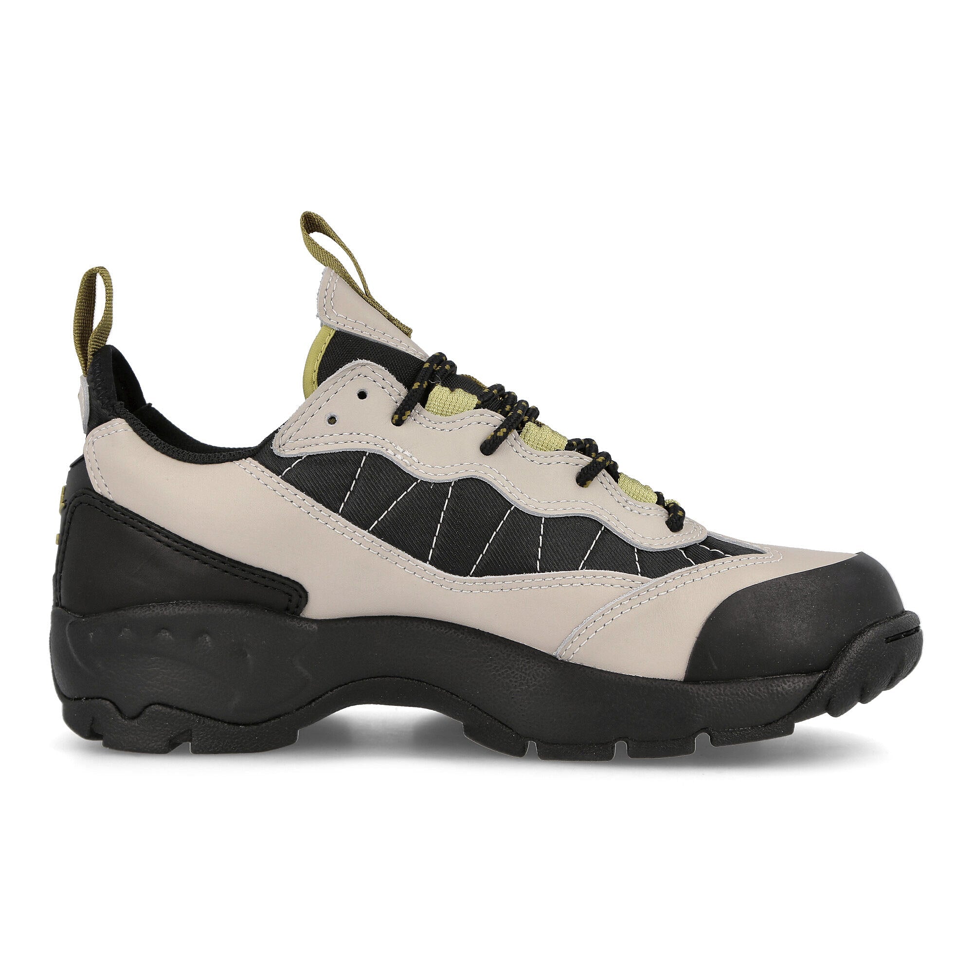 Nike acg air mada DO9332 001 | OVERKILL