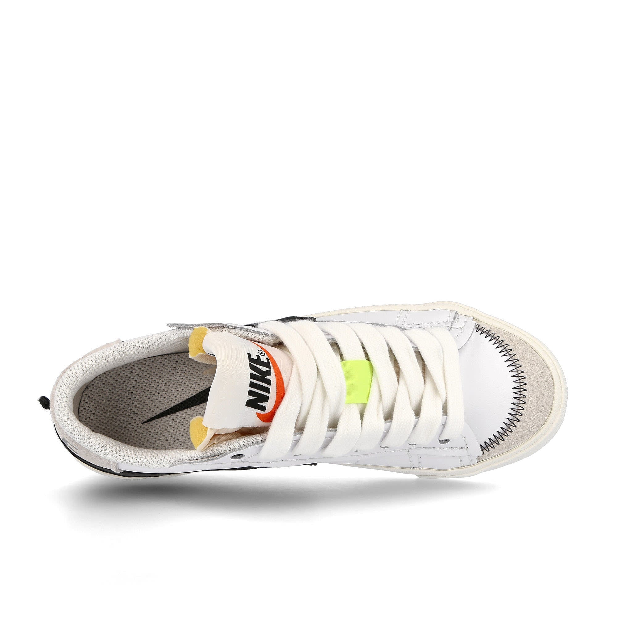 Nike wmns blazer low 77 jumbo White-Black - White - Sail Low Top Sneakers  Detailfoto | Overkill