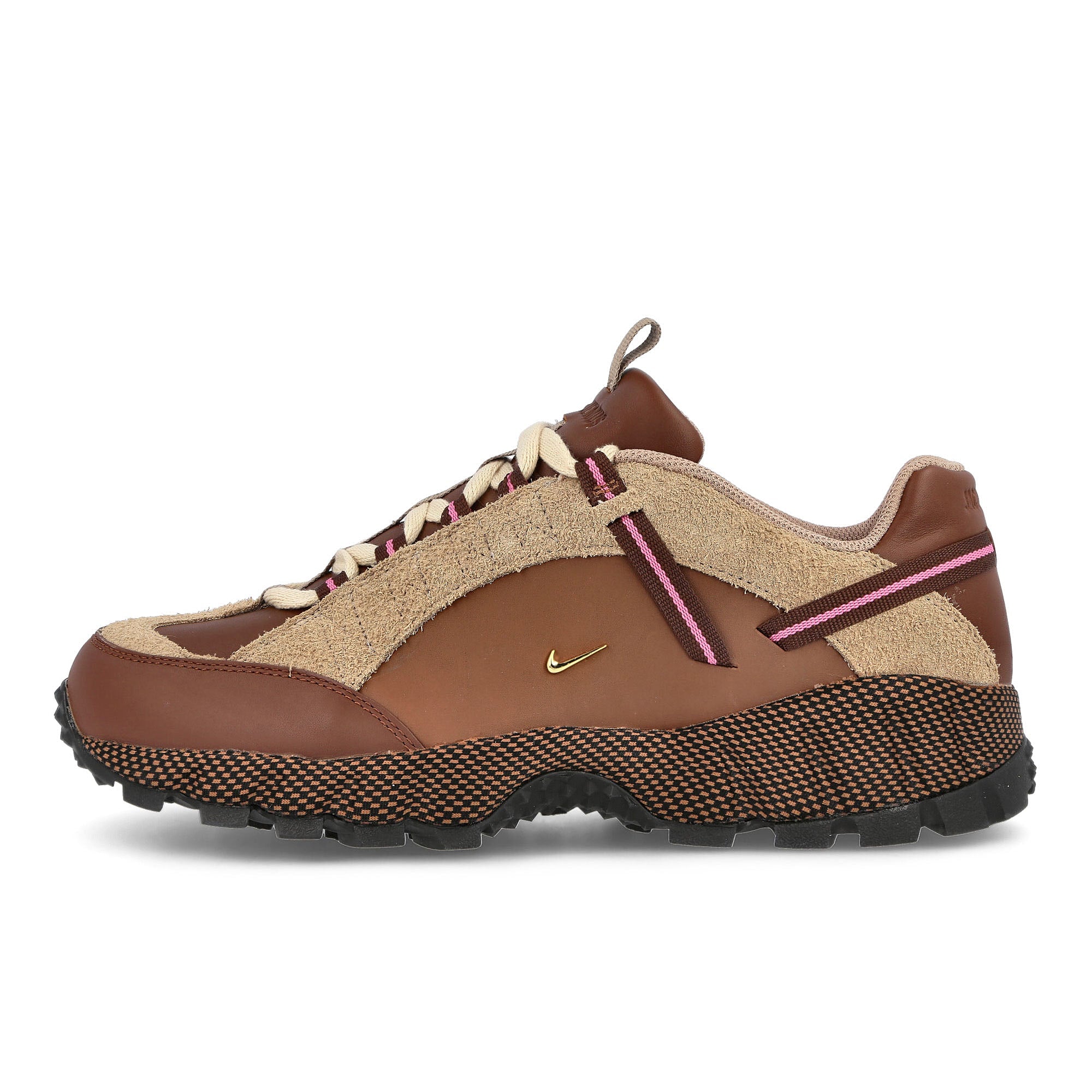 Nike Jacquemus x Nike Wmns Air Humara LX Ale Brown / Gold - Ale Brown Sneakers DR0420 200 | Overkill