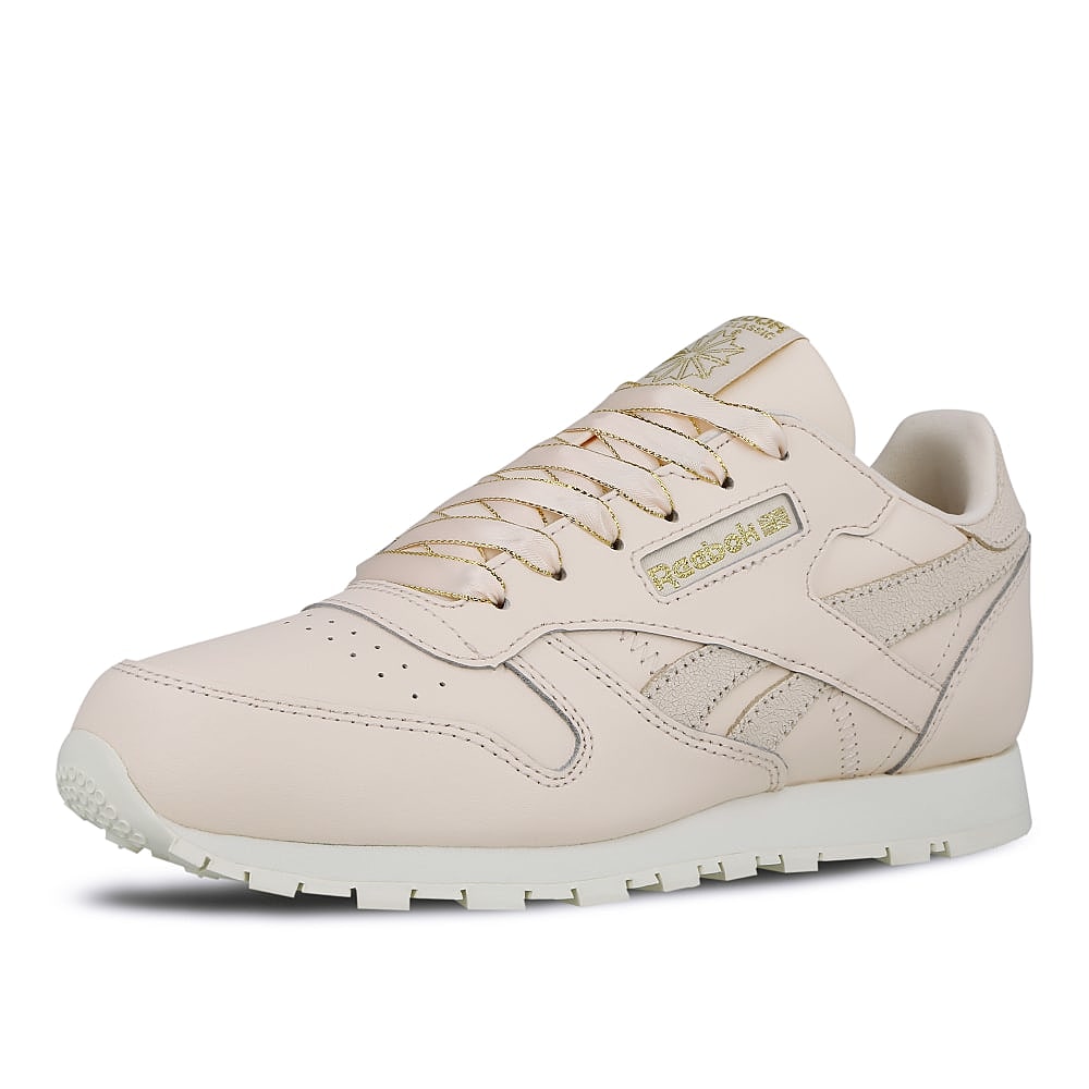 Reebok classic leather junior Pale Pink-Chalk-Gold Low Top Sneakers  Close Up | Overkill