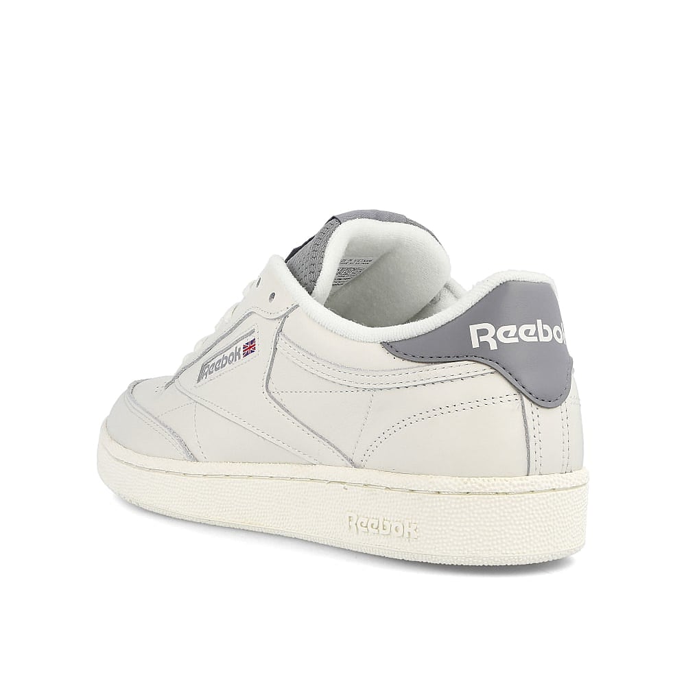 Reebok club c 85 mu Chalk / Cold Grey / Radiant Red  Close-up | Overkill