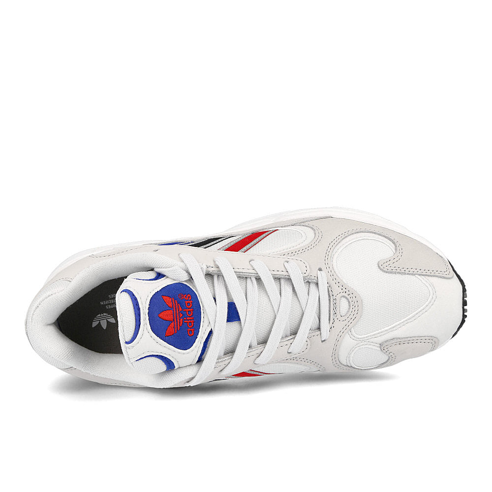adidas yung-1 Crystal White-Silver Metallic-Core Black Sneakers  Detailfoto | Overkill