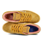 Reebok Tom & Jerry x Reebok Club C Revenge MU Bold Brass-Bold Brass-Quiet Pink Sneakers  Detailfoto | Overkill